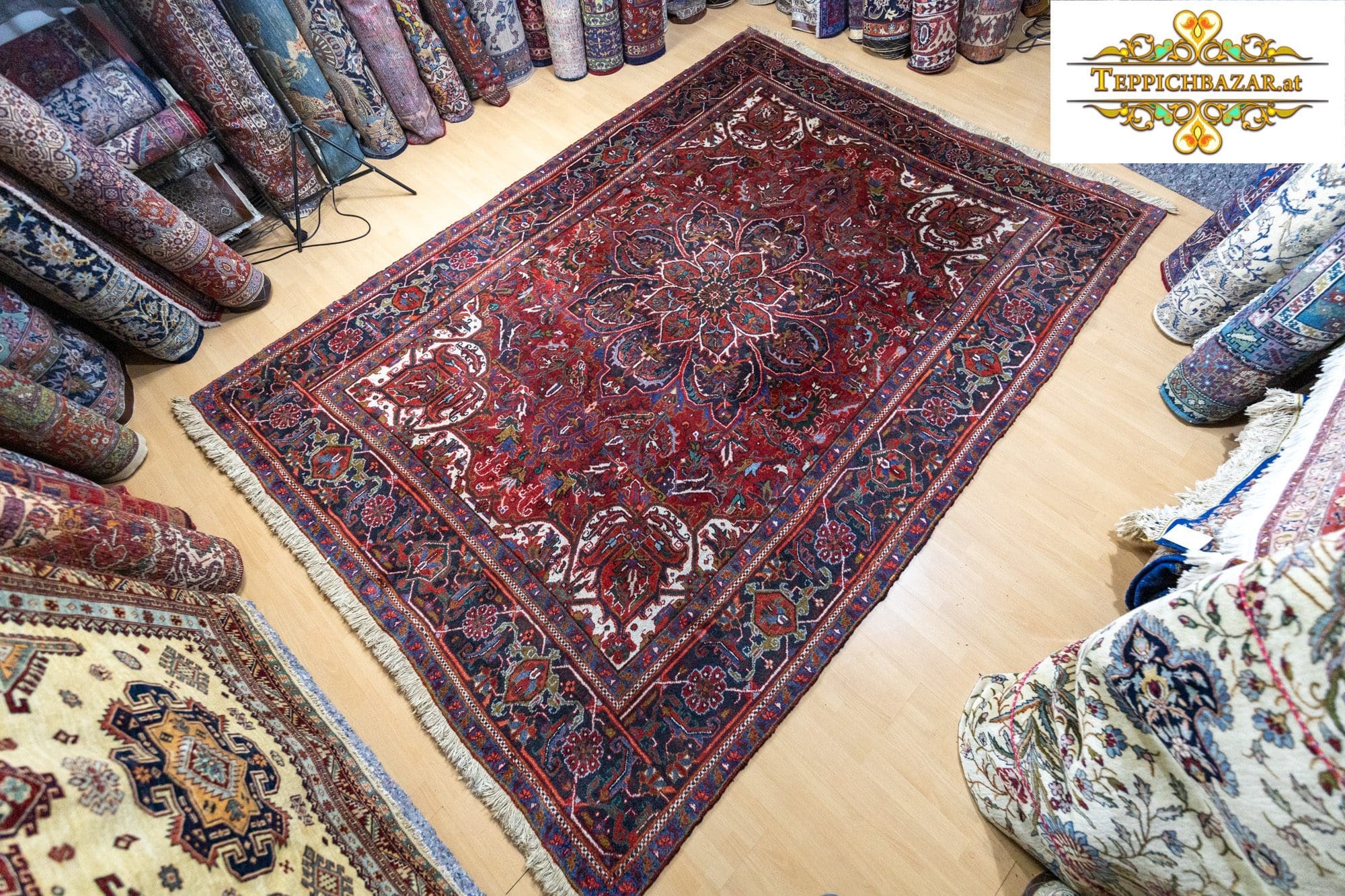 (Verkauft) W1(#349) 328×235cm ORIGINAL Handgeknüpfter Heriz Perserteppich Unikat
