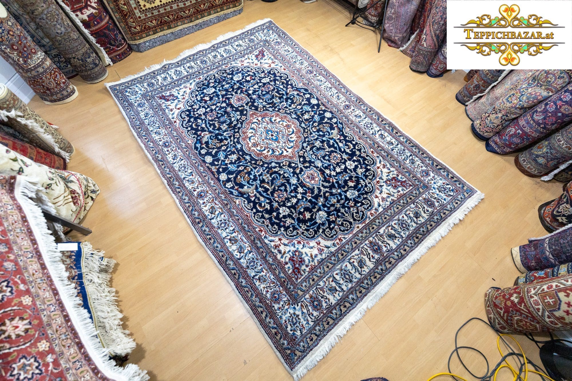 ca. 288x194cm Handgeknüpfter Nain 12La Perserteppich Orientteppich W1(#366)