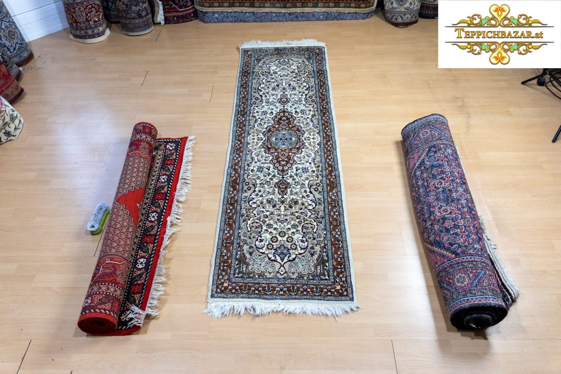 (Verkauft) Läufer W1(#368) 239x62cm Handgeknüpfter echter Orientteppich INDO feine Knüpfung 420000/qm