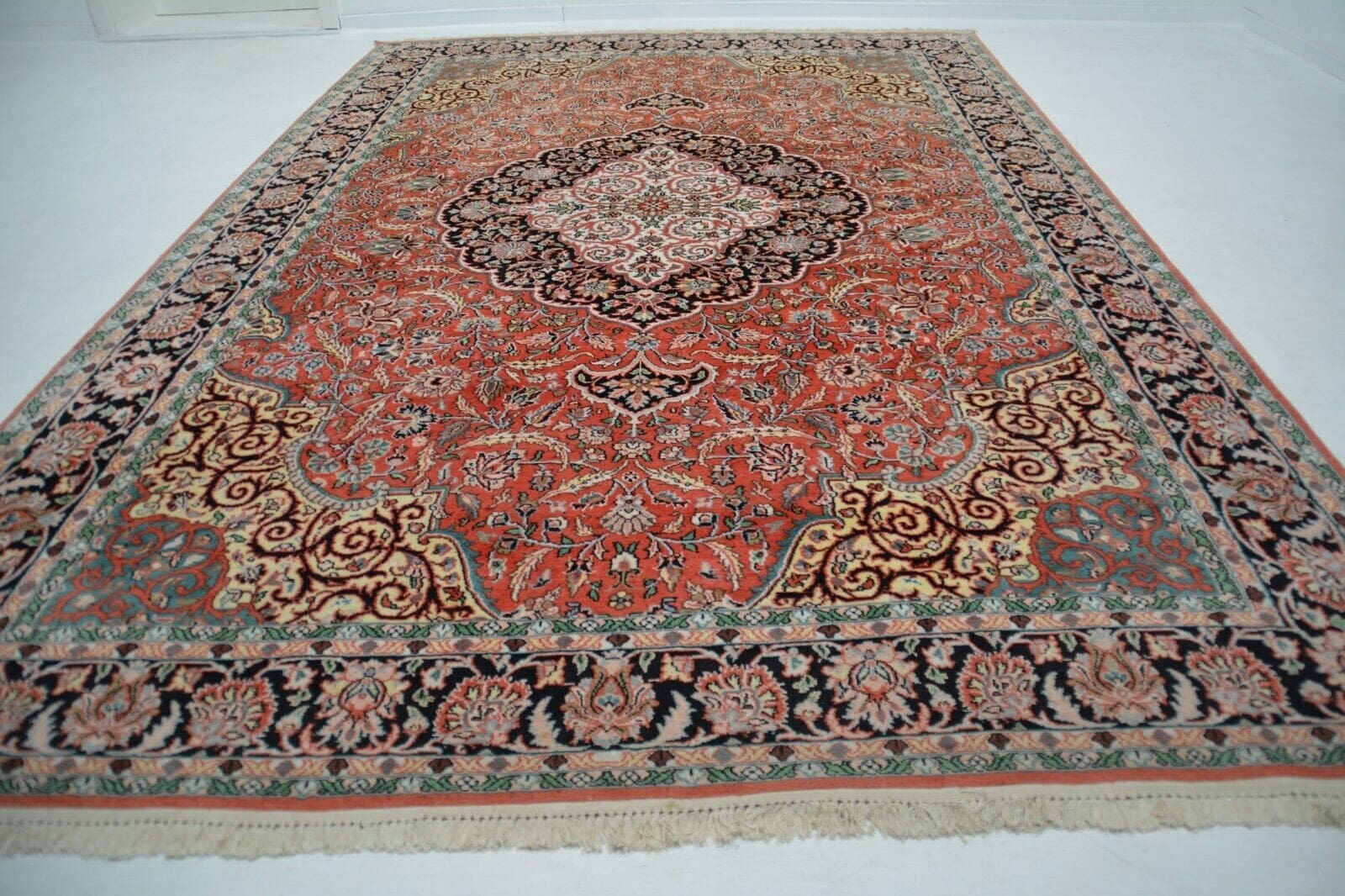 Handgeknüpfter Original Teppich aus Kaschmir und Seide, fein, ca. 314 x 212 cm