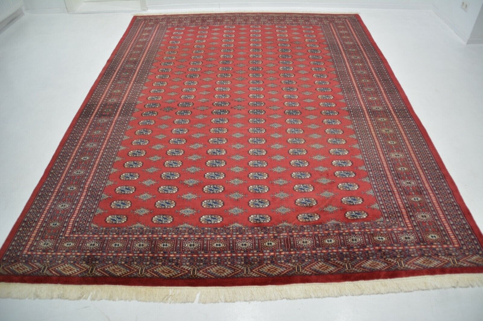 Handgeknüpfter Bokhara Teppich aus Pakistan | ca. 330 x 252 cm