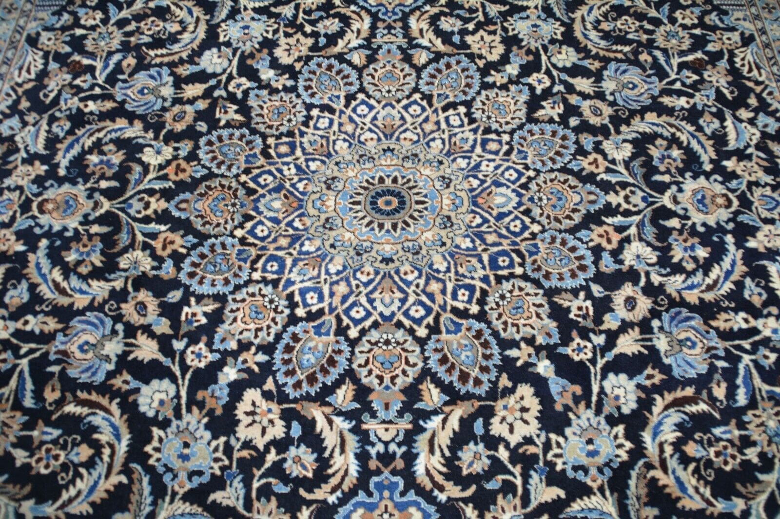 Handgeknüpfter Original Kashan Teppich aus Wolle, ca. 407 x 299 cm