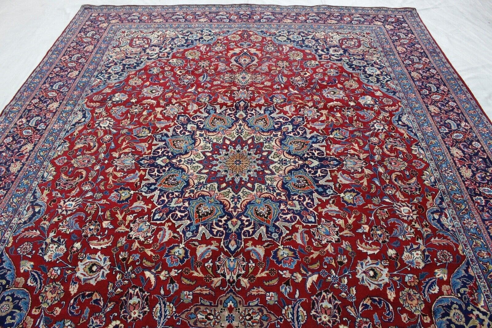 Sehr Alte Persische Mashad Teppich 410x300 cm, ca. 250.000-350.000 Knoten/m², traditionell, gut erhalten, handgeknüpft, Perserteppich