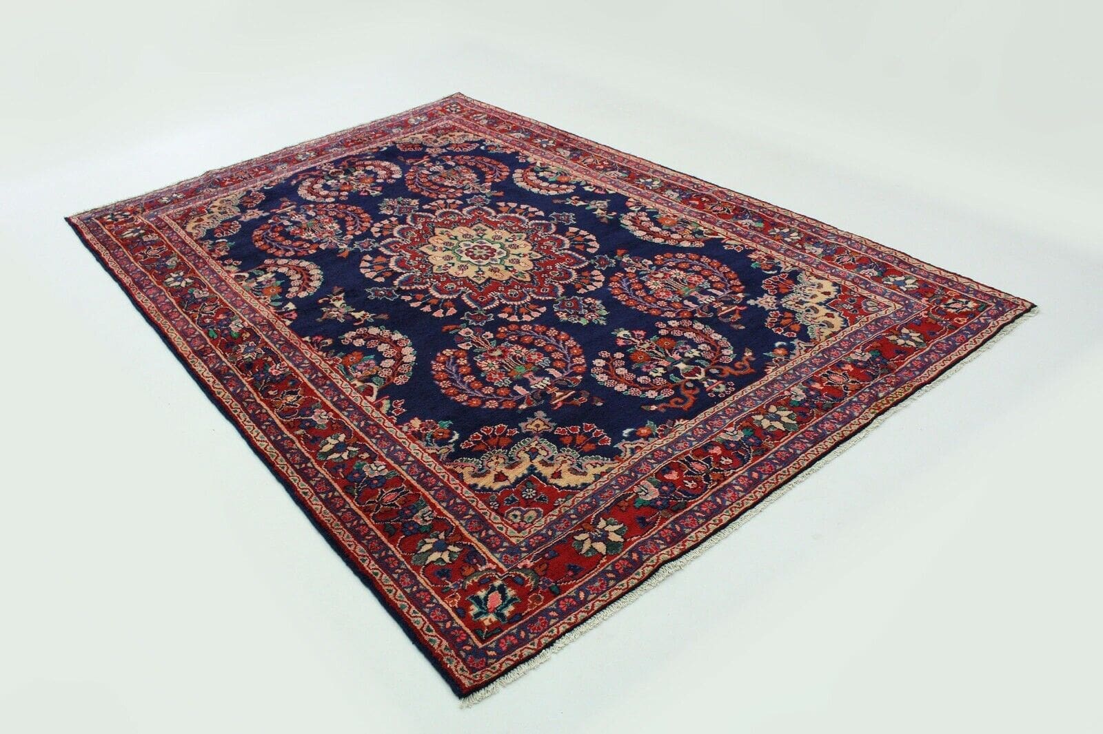 Ekbatan Blau 310x210 cm – klassischer, handgeknüpfter Perserteppich in traditionellem Design