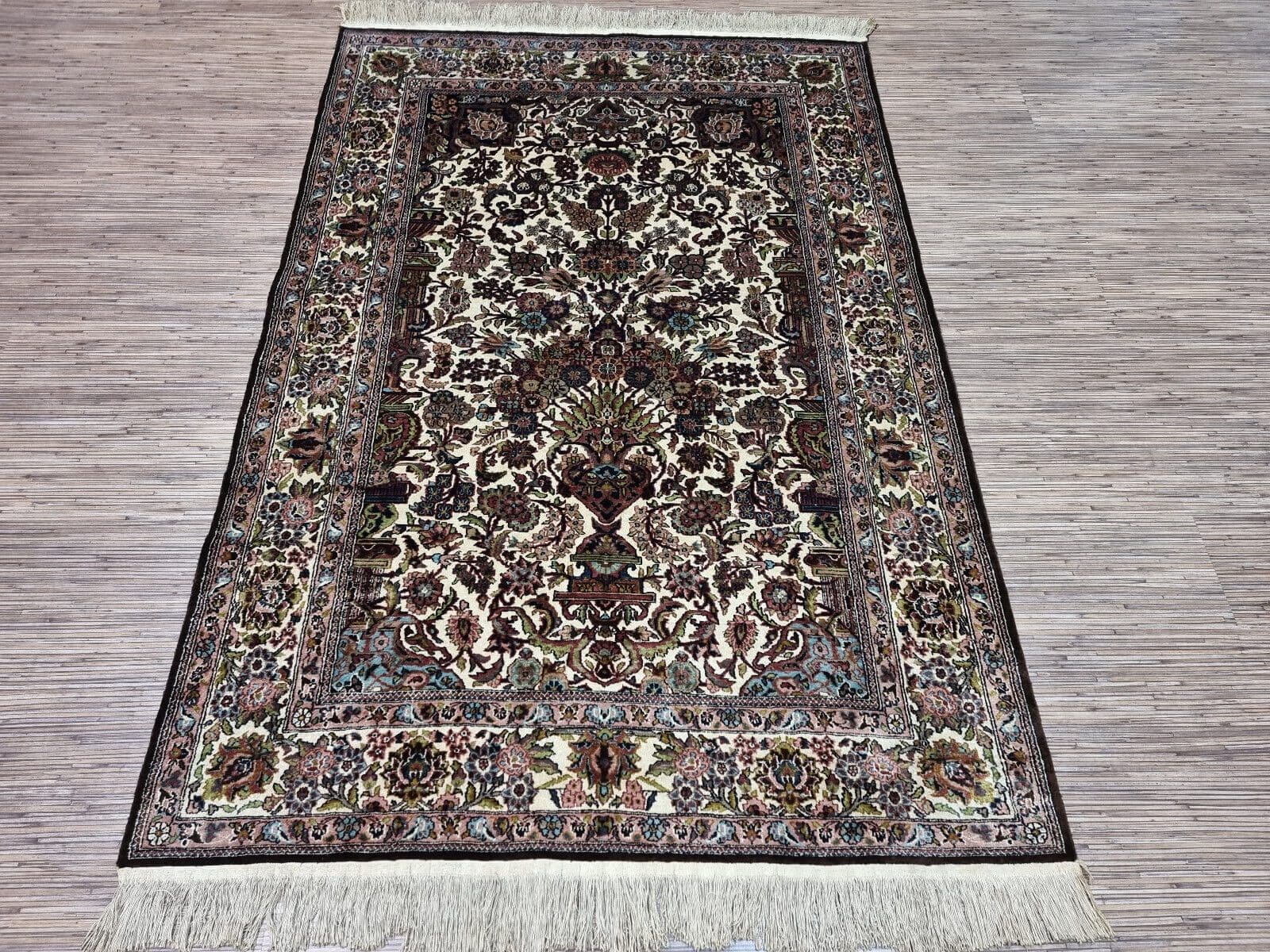 Wunderschöner Original Kaschmir Seide Teppich 186x125 cm, handgeknüpft, Neuwertig, Perserteppich