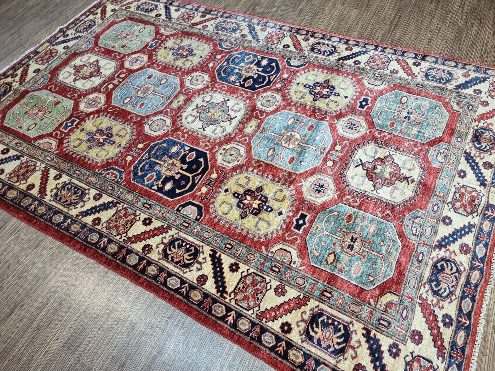 Wunderschöner Original Pakistanischer Kazak Teppich 278x180 cm – Handgeknüpft, Hochwertig, Frisch Gewaschen, Perserteppich