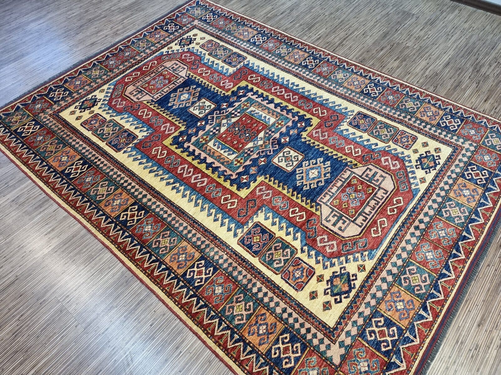 Wunderschöner Original Pakistanischer Kazak – 239x179 cm², Handgeknüpft, Hochwertiger Perserteppich