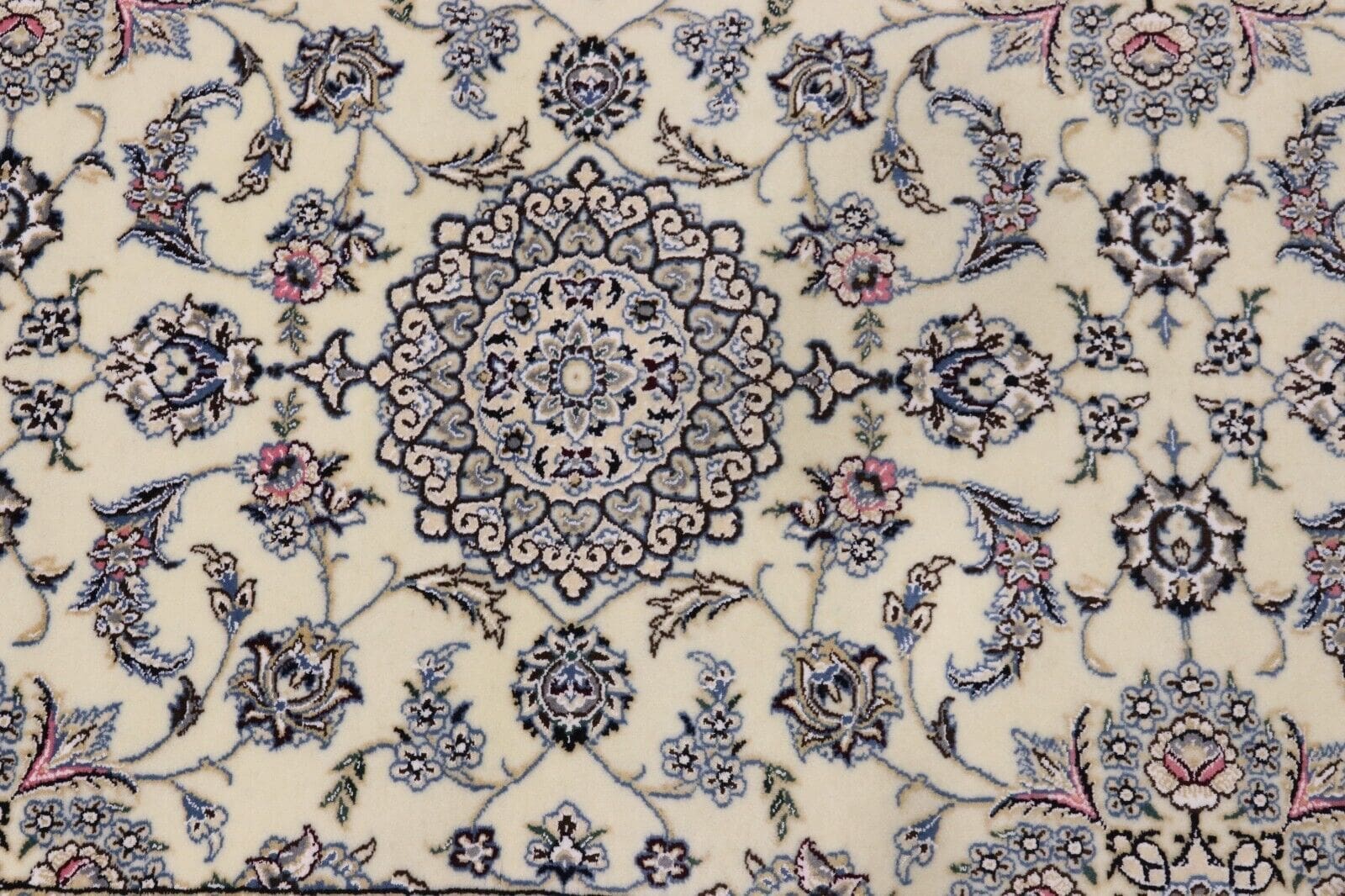 Wunderschöner Super Nain 9 La Perserteppich – 282 x 95 cm, 500.000 Knoten/m², 90 % Schurwolle & 10 % Seide, Handgeknüpft Läufer
