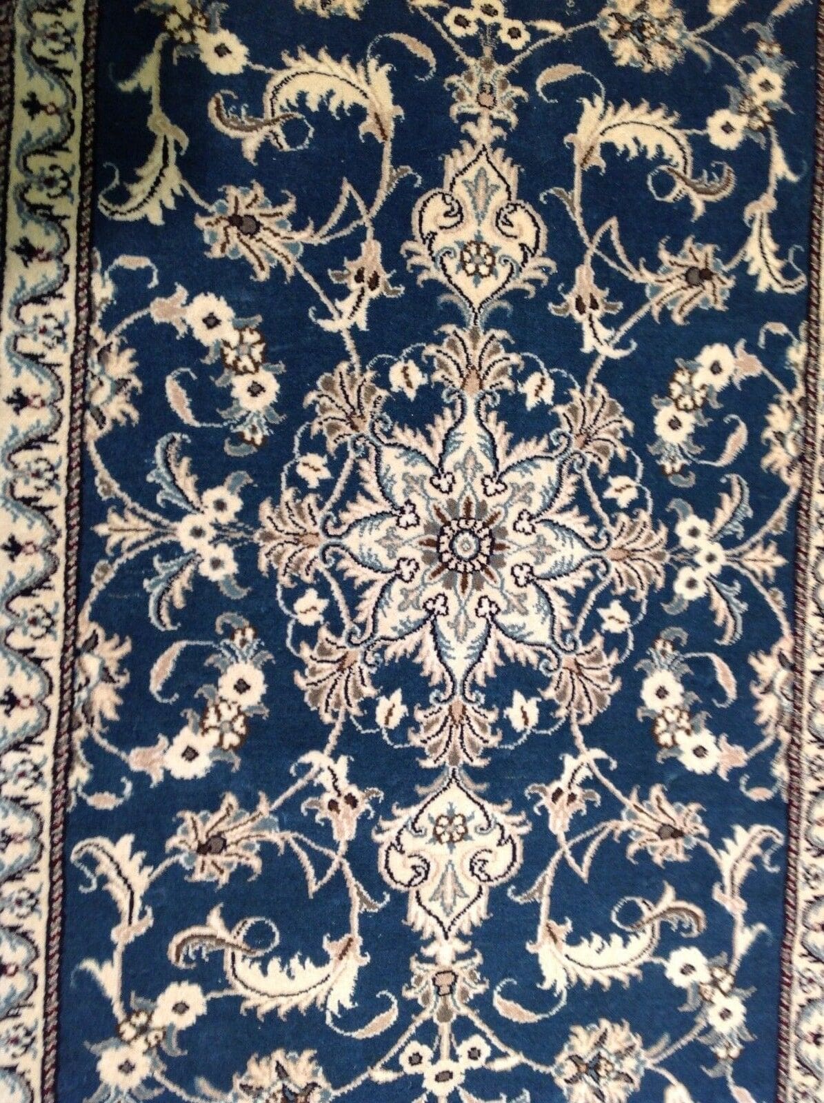 Wunderschöner Perserteppich Nain 138 x 88 cm - ca. 300000 Knoten/m² - Schurwolle, 100% handgeknüpft - Orientteppich in feinster Qualität