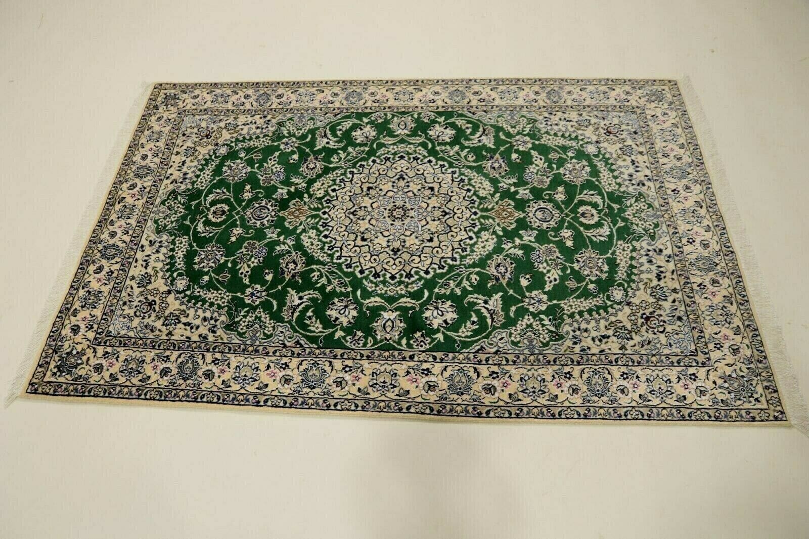 Wunderschöner Super Nain 9 Perserteppich (202 x 133 cm) – 500.000 Knoten/m², 90 % Schurwolle, 10 % Seide, top Zustand, handgeknüpft