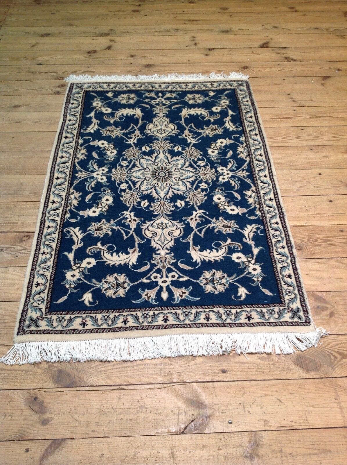 Wunderschöner Perserteppich Nain 138 x 88 cm - ca. 300000 Knoten/m² - Schurwolle, 100% handgeknüpft - Orientteppich in feinster Qualität
