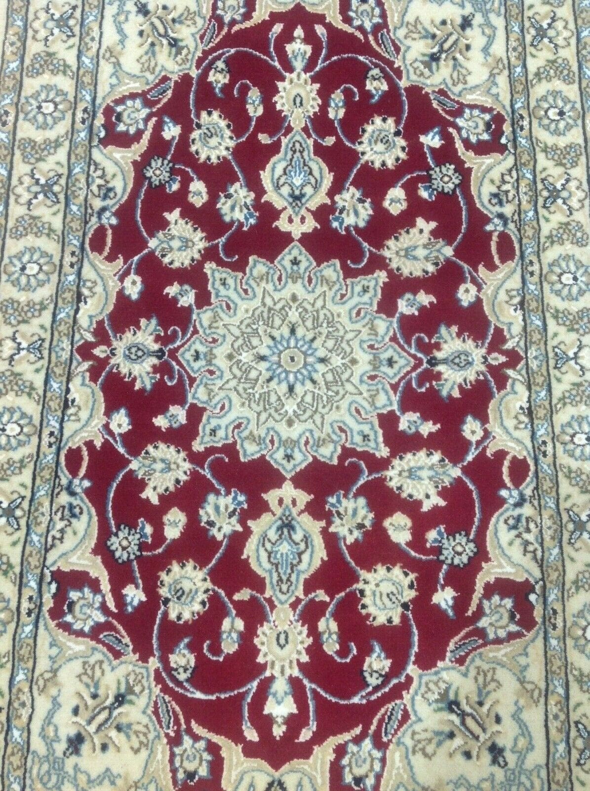 Wunderschöner Perserteppich Super Nain 9 la, 90 x 60 cm, ca. 500.000 Knoten/m², 80% Schurwolle, 20% Seide, Neu, handgeknüpft