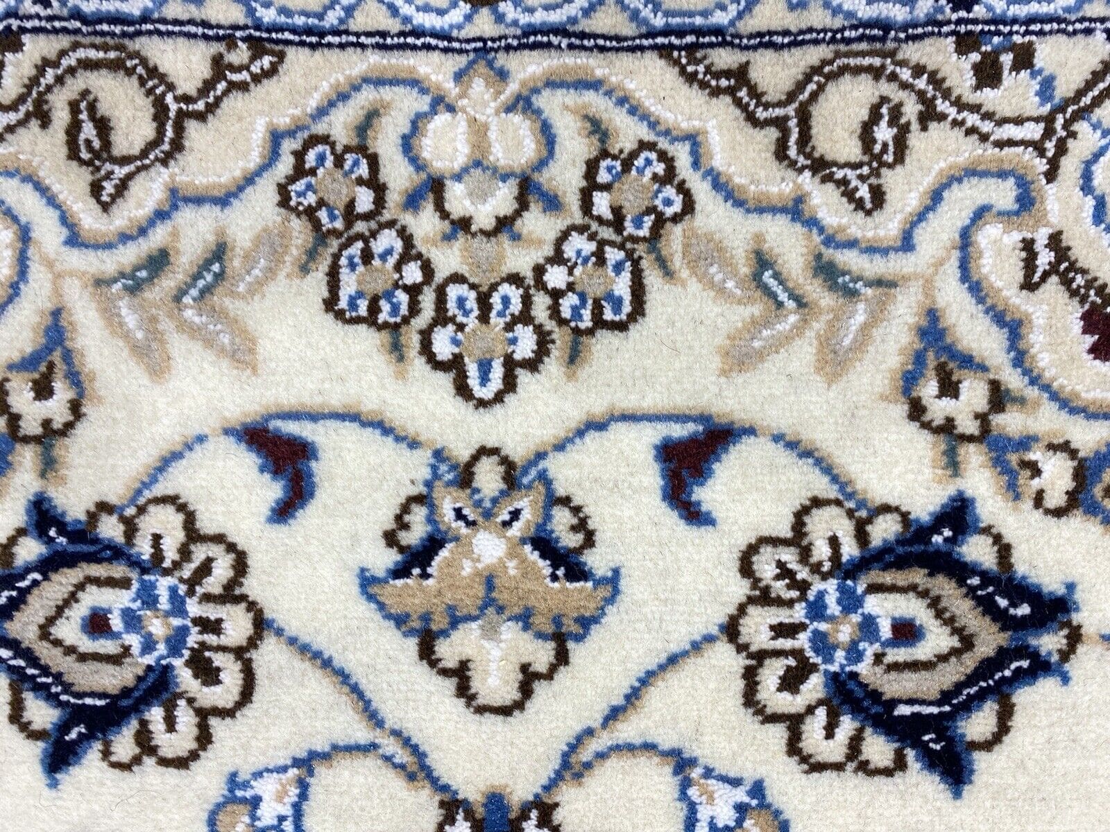 Wunderschöner Perserteppich Nain 9la - 132x88 cm, ca. 500.000 Knoten, 80% Schurwolle, 20% Seide, Top Zustand - Handgeknüpft!