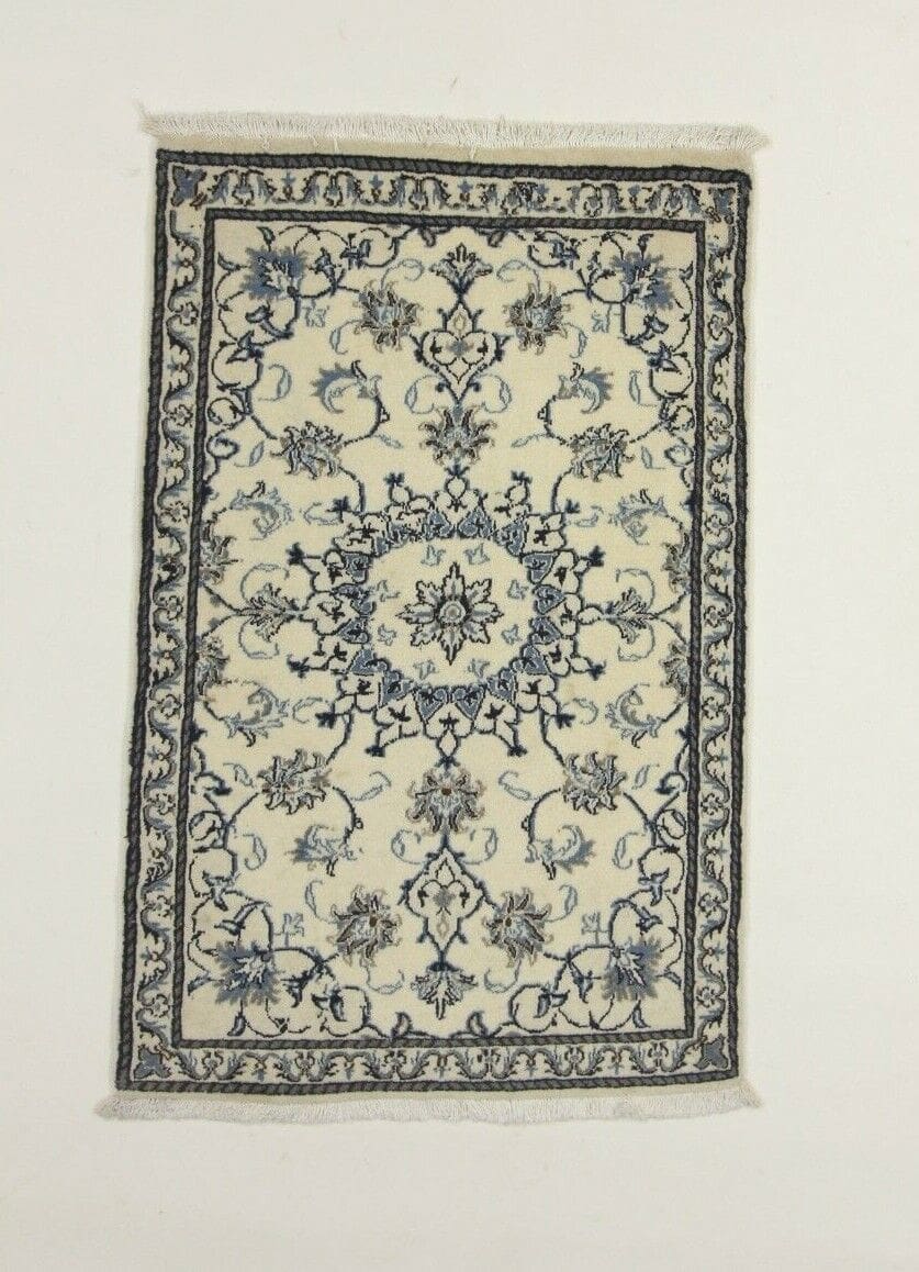 Wunderschöner Nain Perserteppich (135 x 85 cm) mit ca. 300.000 Knoten/m², 100% Schurwolle, 10% Seide, handgeknüpft, top Zustand, neu