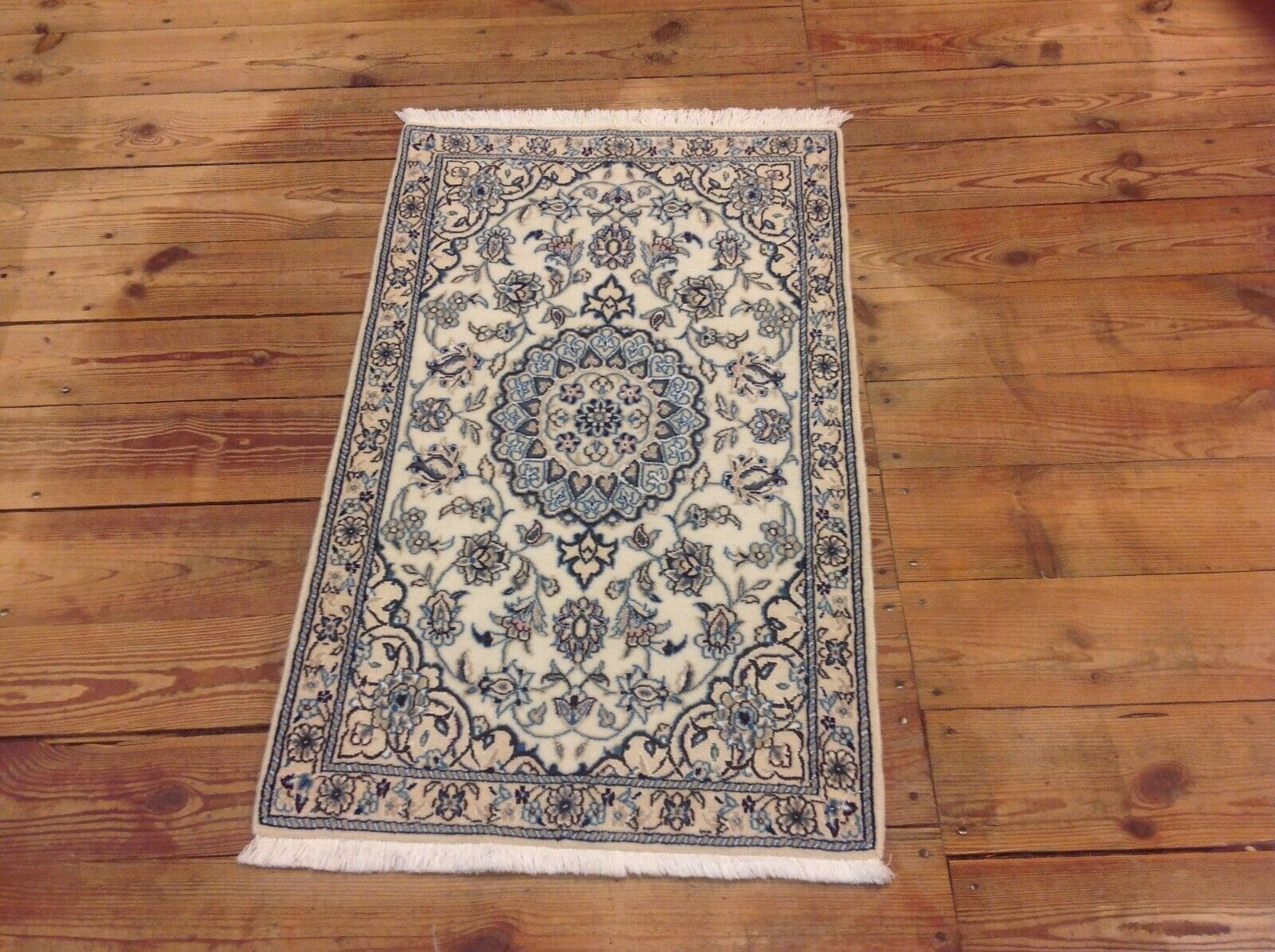 Wunderschöner Perserteppich Super Nain 9La (101x64 cm) mit 500.000 Knoten/m², 80% Schurwolle und 20% Seide, Top Zustand, handgeknüpft, Perserteppich