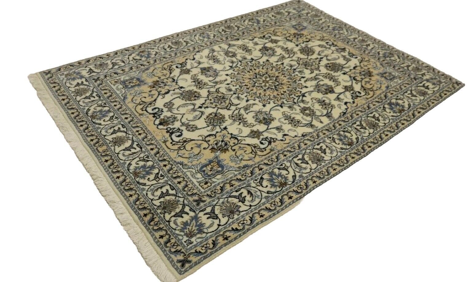 Wunderschöner Orientteppich Super Nain 200 x 144 cm, ca. 300.000 Knoten/m², 90% Schurwolle & 10% Seide, handgeknüpft, Perserteppich