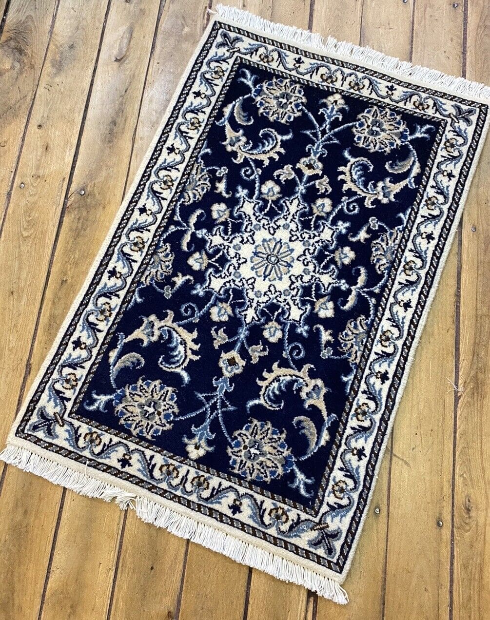 Orientteppich Super Nain mit Seide 90x60 CM - 300.000 Knoten/m² - Handgeknüpft - Perserteppich