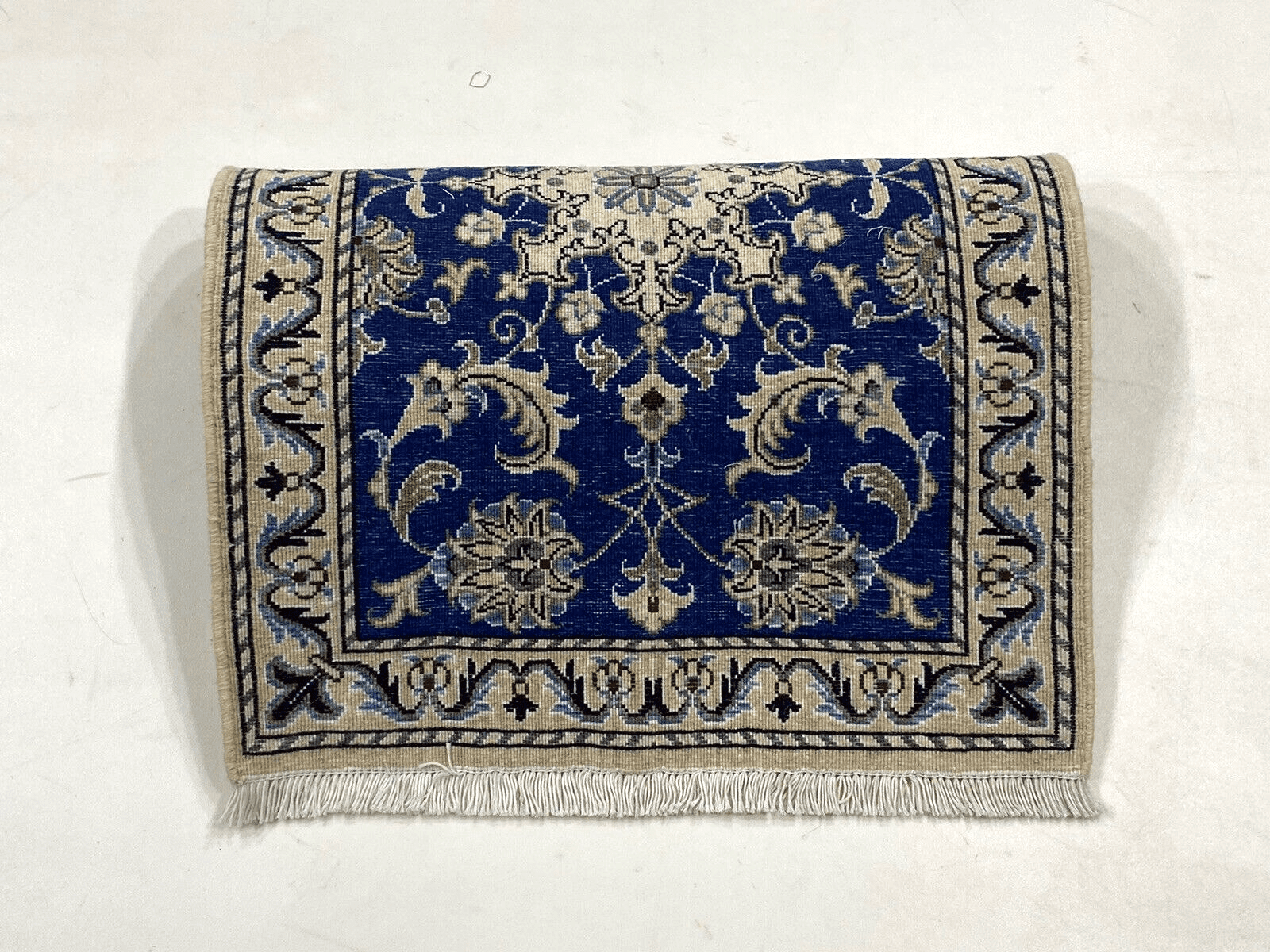 Orientteppich Super Nain 90 x 60 CM, 300.000 Knoten/m², 90% Schurwolle & 10% Seide, Neu, Handgeknüpft, Perserteppich