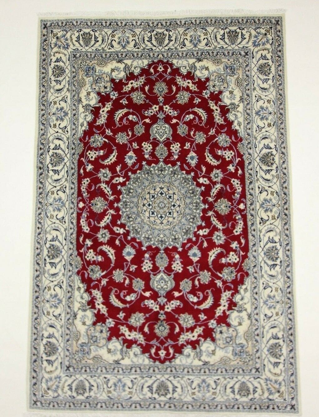 Wunderschöner Perserteppich Super Nain 295 x 193 cm, ca. 300.000 Knoten/m², 90 % Schurwolle, 10 % Seide, Top Zustand, handgeknüpft, Perserteppich