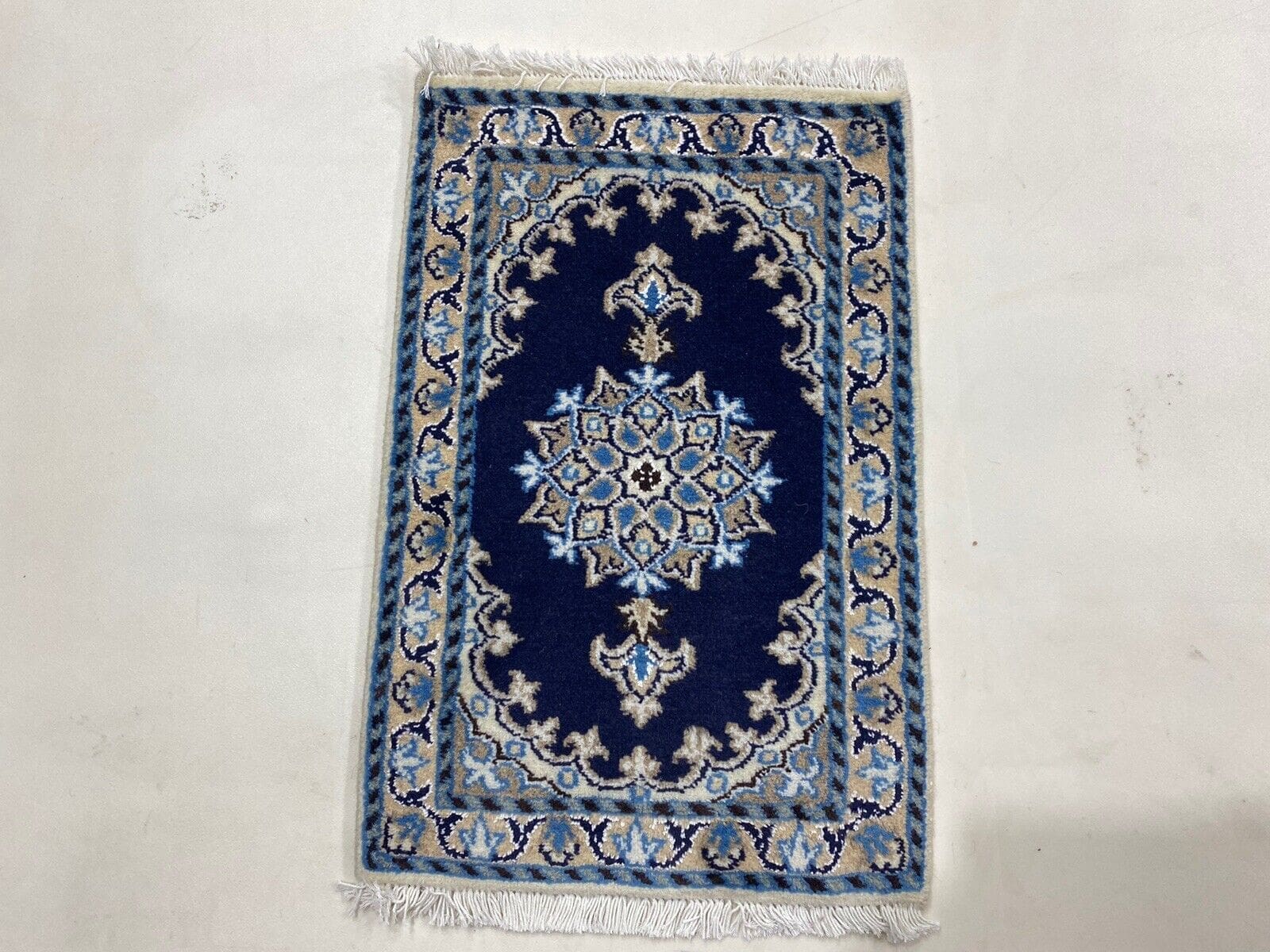 Perserteppich Moud 60 x 40 cm, 300.000 Knoten/m², 95% Schurwolle & 5% Seide, sehr gut, handgeknüpft