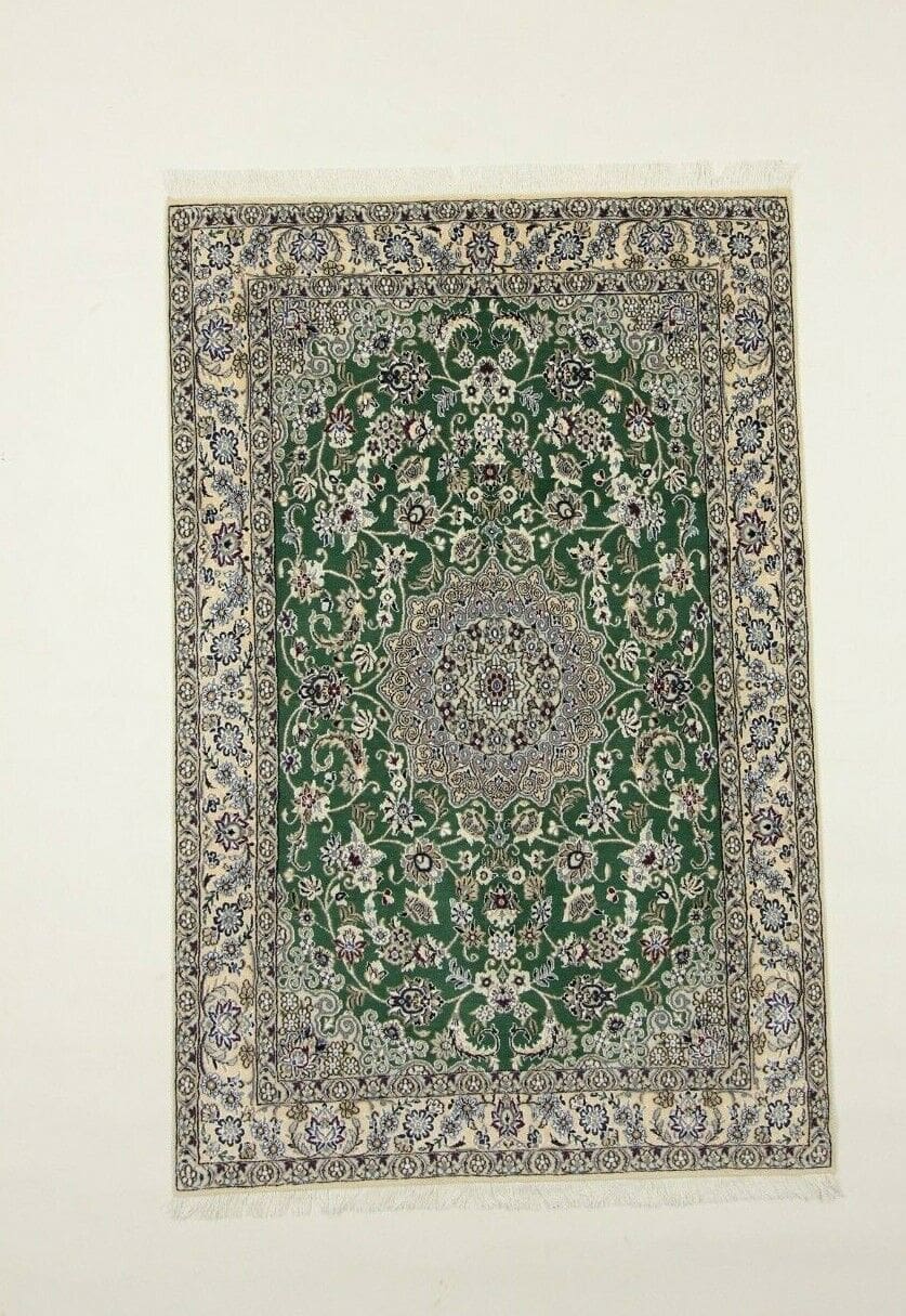 Wunderschöner Super Nain 9la Perserteppich 198 x 130 cm, ca. 500.000 Knoten/m², 90% Schurwolle & 10% Seide, TOP Zustand, Unikat - handgeknüpft