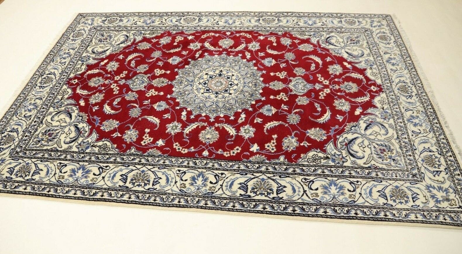 Wunderschöner Orientteppich Super Nain mit Seide - 295 x 194 CM, ca. 300000 Knoten/m², handgeknüpft, Perserteppich