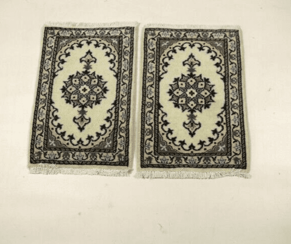 Perserteppich Nain 60 x 40 cm, 300.000 Knoten/m², 95% Schurwolle & 5% Seide, Unikat, sehr gut erhalten, handgeknüpft
