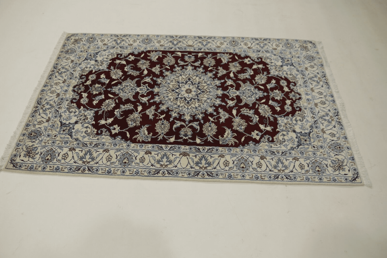 Wunderschöner Orientteppich 196 x 124 CM – 300.000 Knoten/m², 90% Schurwolle & 10% Seide, Top Neu, handgeknüpft, Perserteppich
