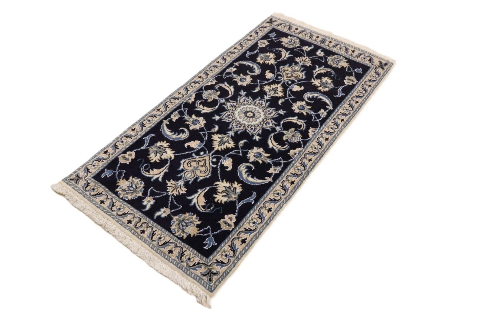 Wunderschöner Orientteppich Nain 140 x 70 cm, 300.000 Knoten/m², 90% Schurwolle & 10% Seide, Neu, Handgeknüpft, Perserteppich