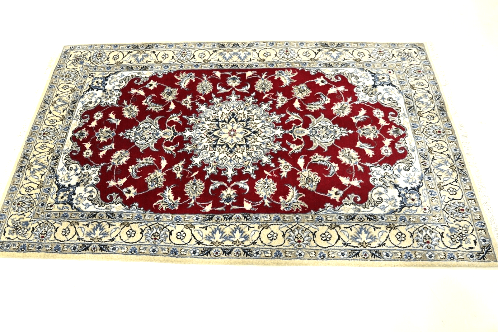 Orientteppich super Nain 203 x 145 cm, ca. 300000 Knoten/m², 90 % Schurwolle & 10 % Seide, sehr gut, handgeknüpft, Perserteppich