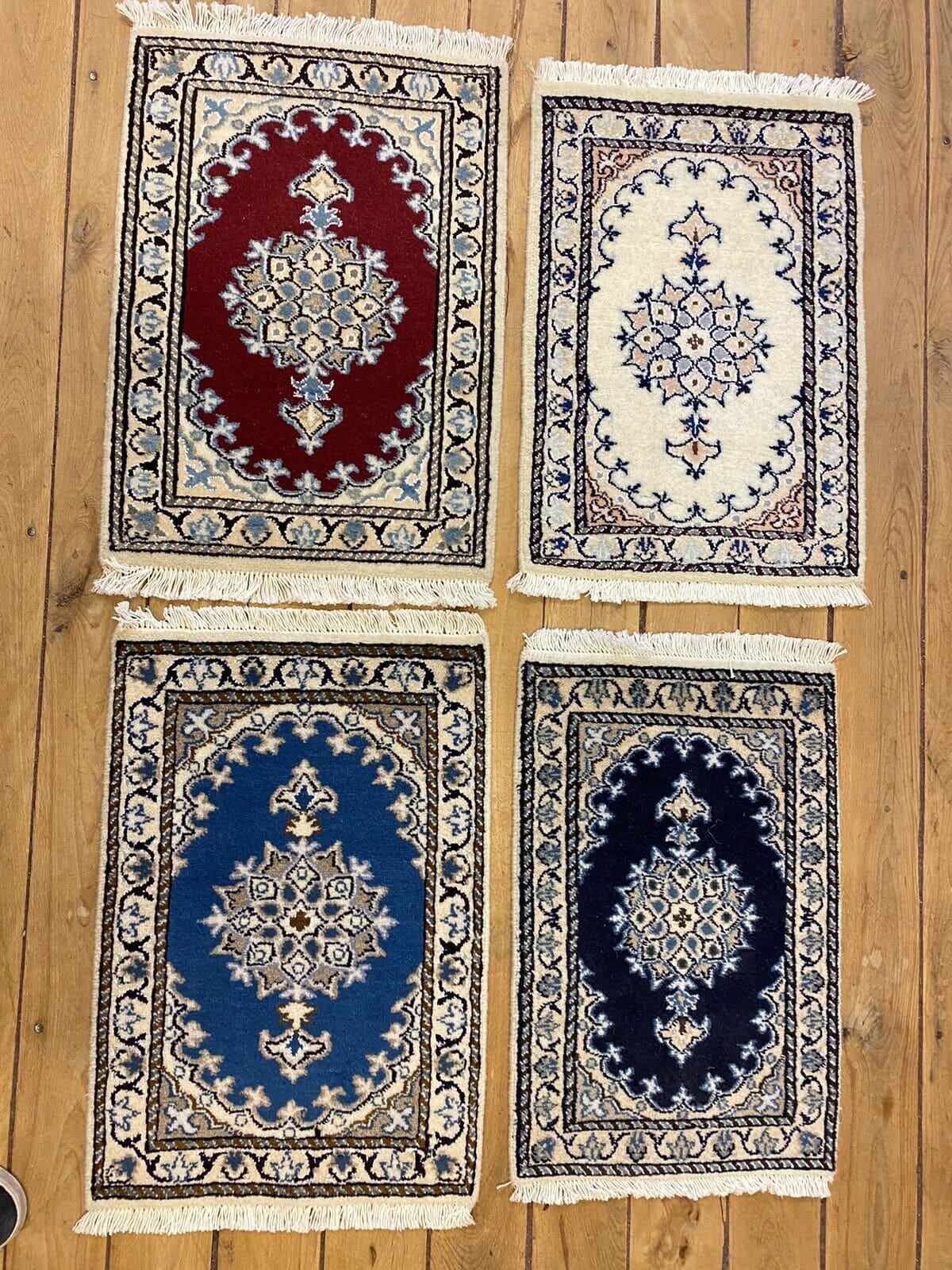 4 x Handgeknüpfter Perserteppich Nain - 60 x 40 CM - 300.000 Knoten/m² - 100% Schurwolle - Top Zustand - Einzigartig - handgeknüpft