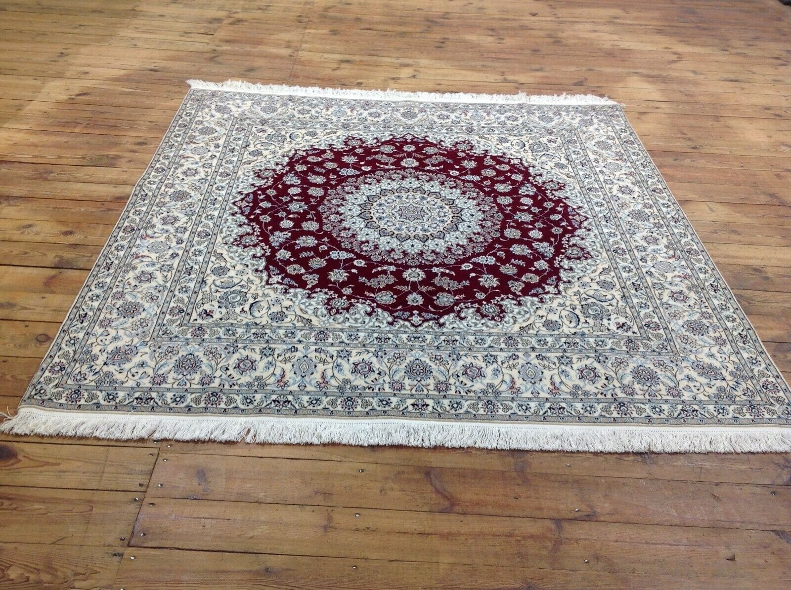 Wunderschöner Perserteppich 207 x 206 cm, ca. 1000 Knoten/m², sehr fein, handgeknüpft