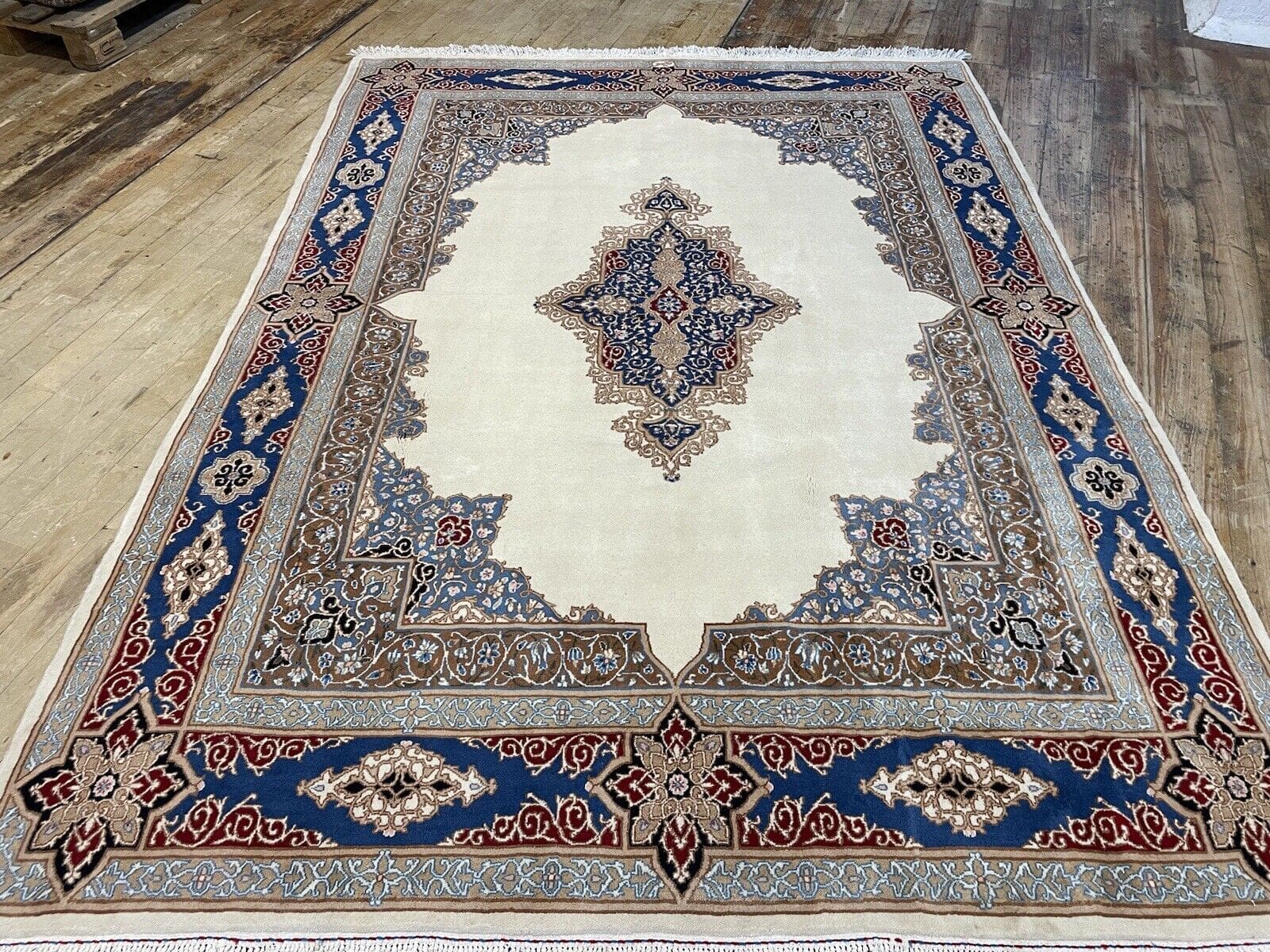 Kerman Perserteppich 200 x 300 cm, 6mm Florhöhe, auffälliges Rawar Design in Rot, aus reiner Schurwolle, handgeknüpft, Perserteppich H1