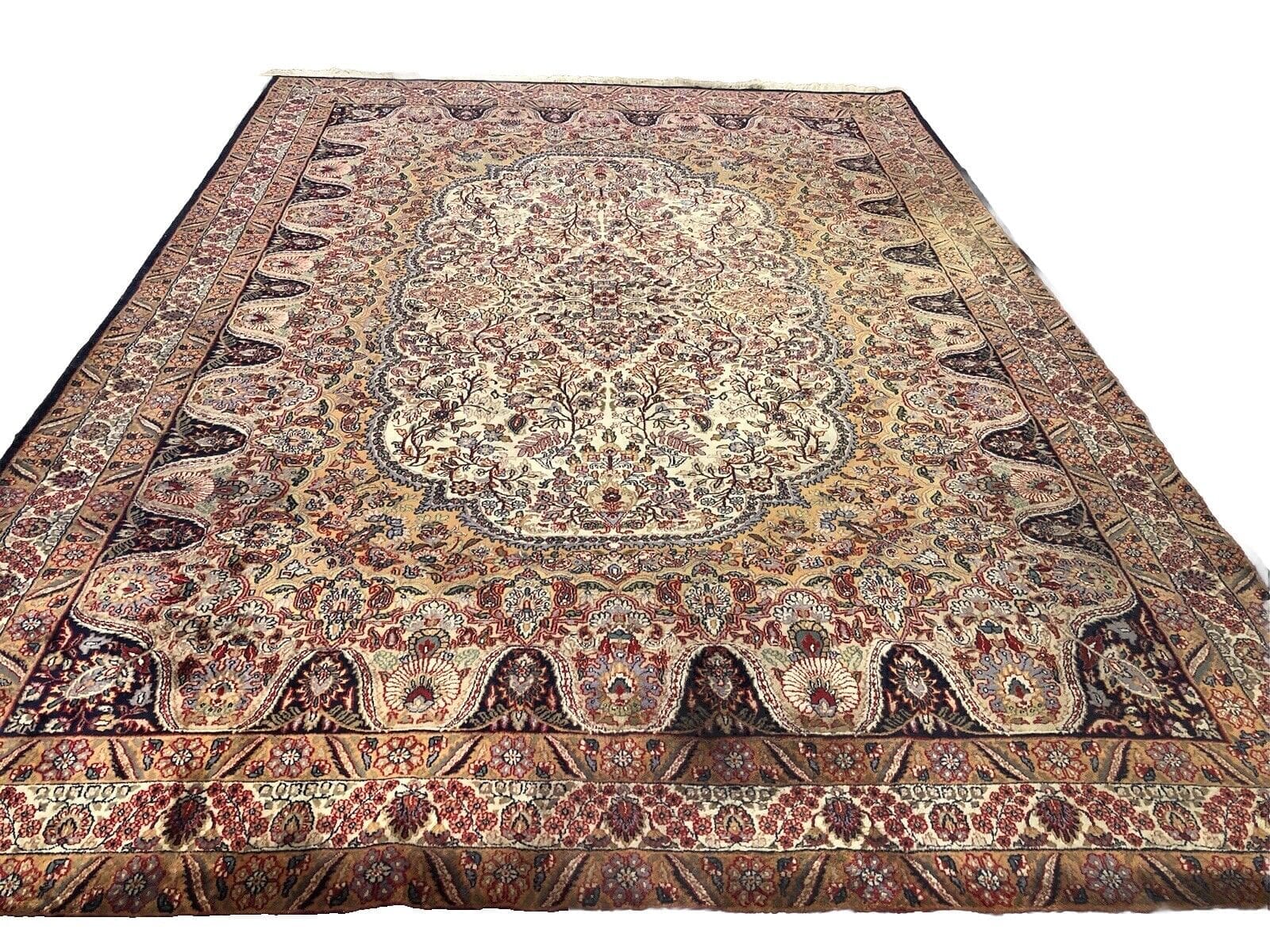 Klassischer Kaschmir Perserteppich 360x250 cm – Florales Design mit roter Bordüre, super bearbeitete Schurwolle, handgeknüpft