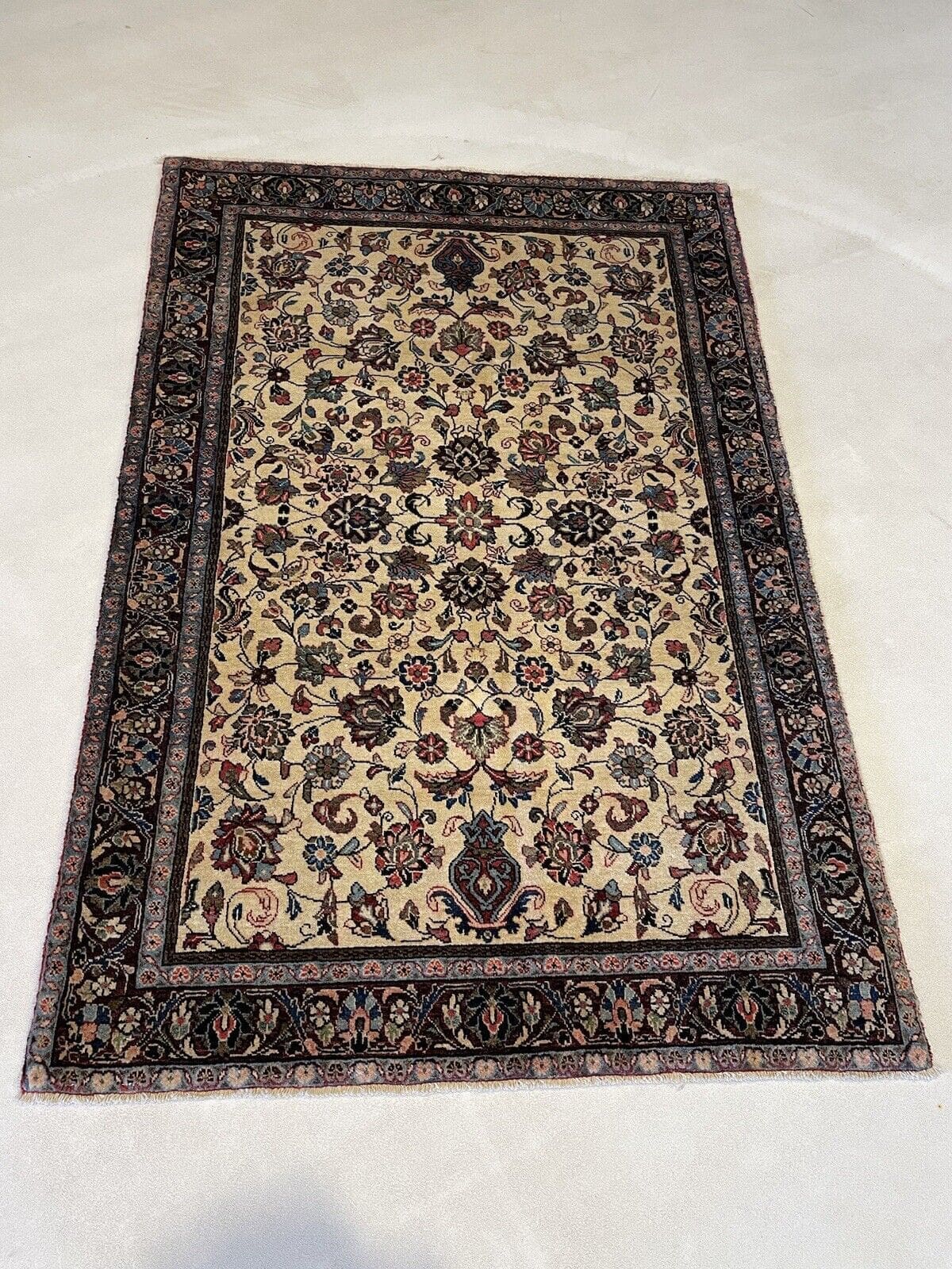 Antiker Perserteppich Sarough 164x100 cm – Geometrisches Design, 25-40 Jahre alt, Top Qualität, Florhöhe 1-3 cm, handgeknüpft, Perserteppich