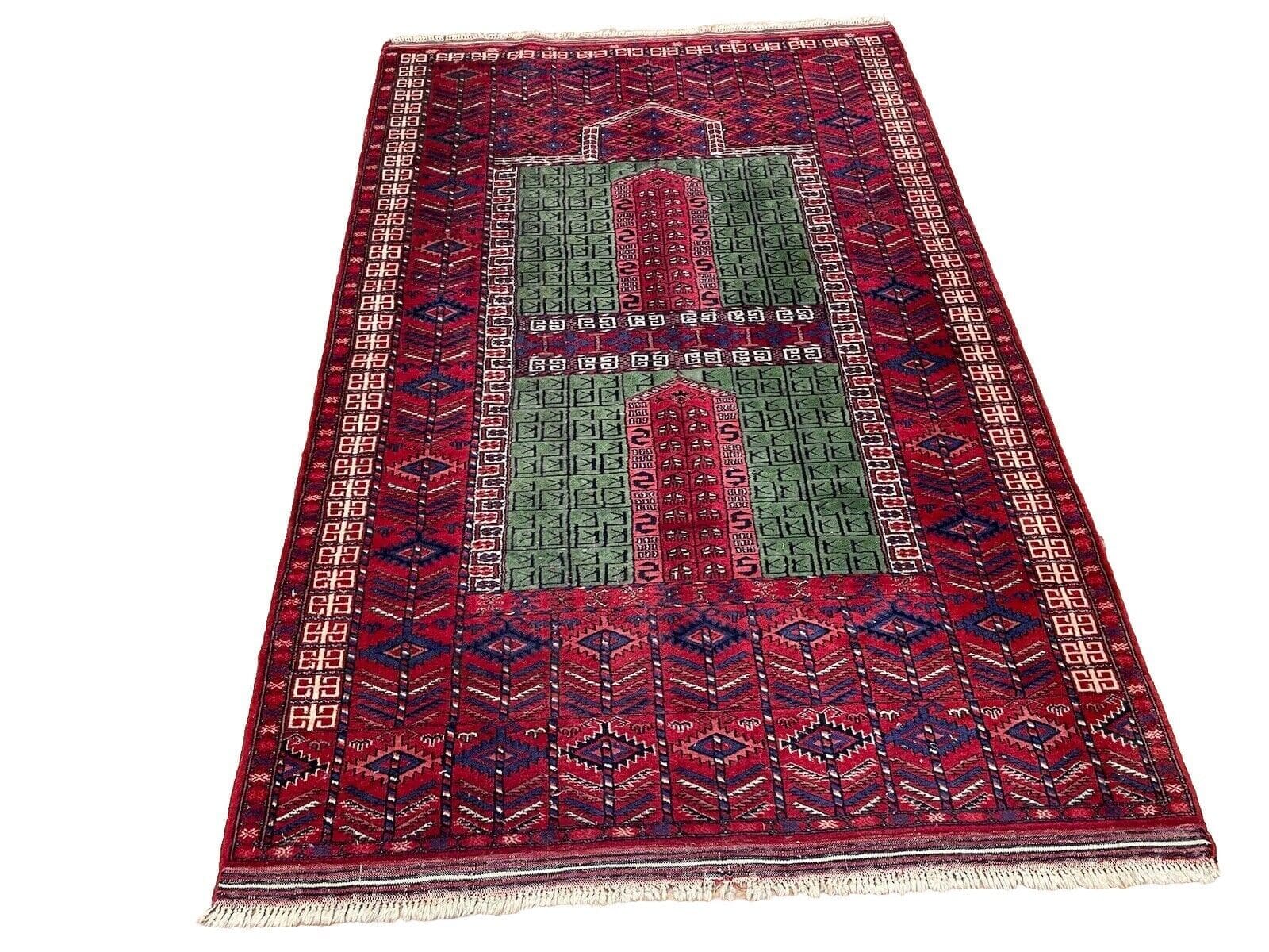 Exklusiver Afghanischer Hatschlu Teppich 193x123 cm, Extrem feiner Handgeknüpft, Geometrische Muster in Grün und Rot, 6mm Florhöhe, Selten, handgeknüpft, Perserteppich