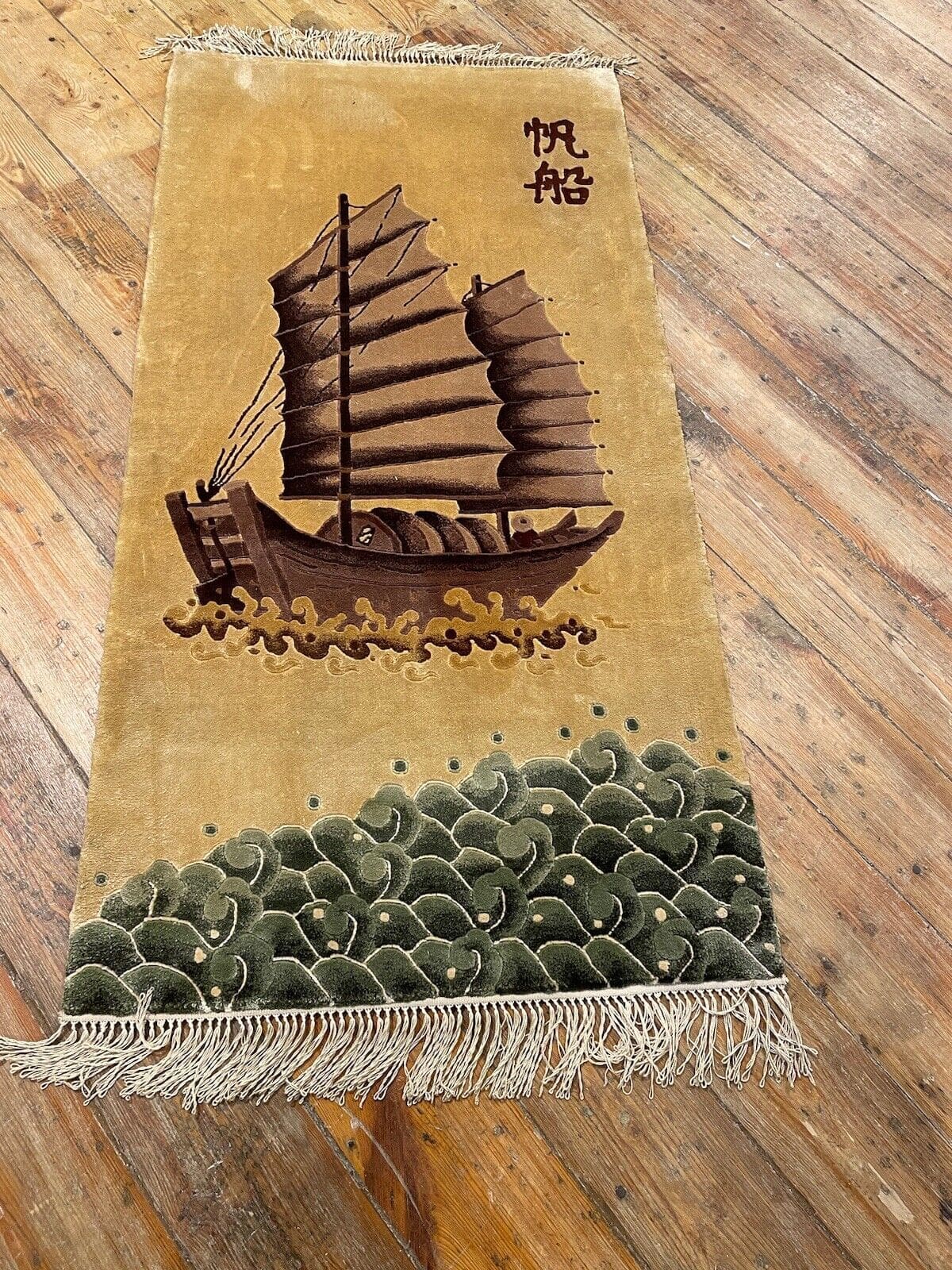 Eleganter Peking Teppich 125x60 cm – Reine Seide, Buntes Muster, 8mm Florhöhe, Handgeknüpft, Perserteppich