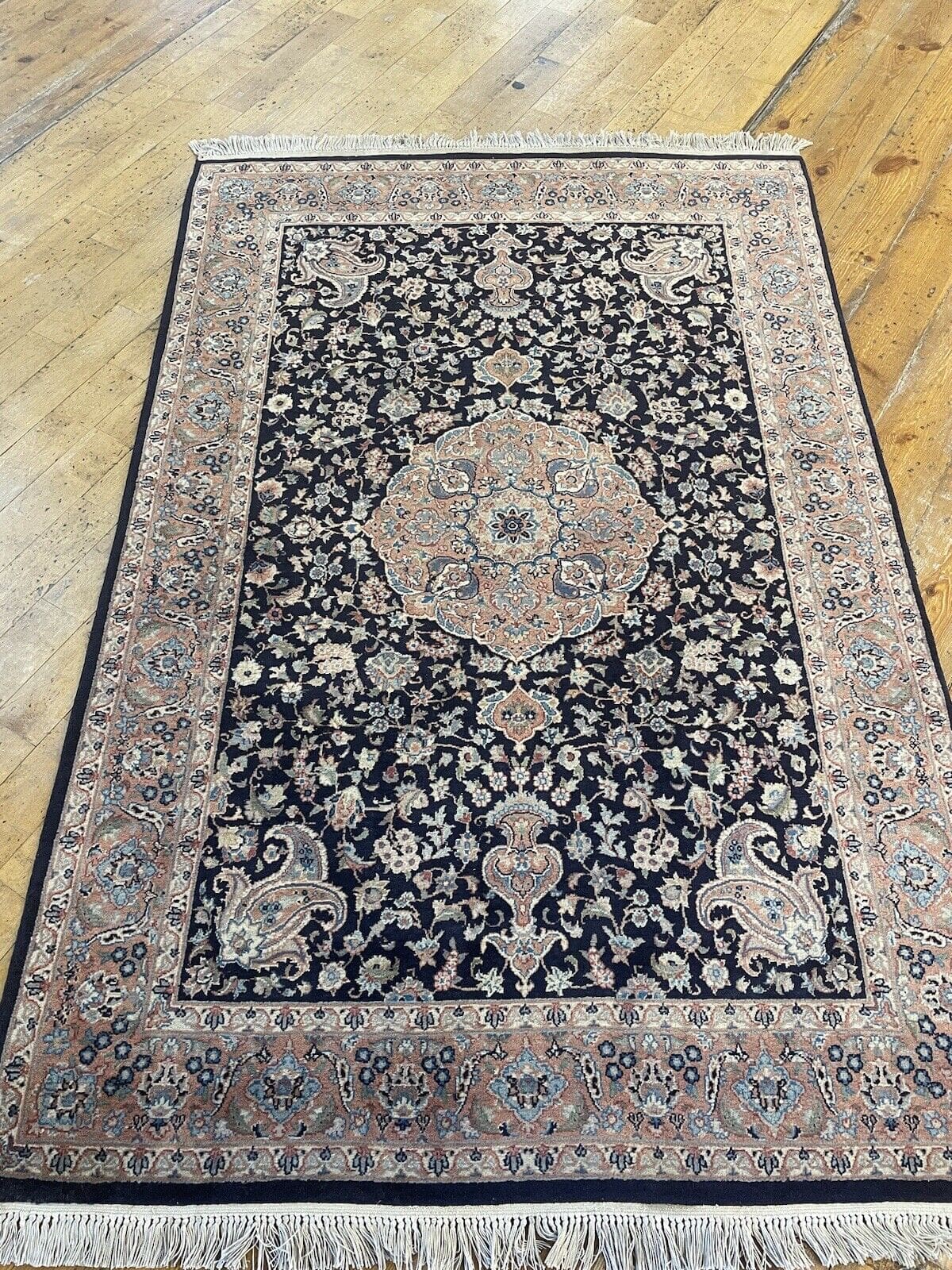 Perserteppich 184x125 cm – Exquisites Design in Blau, 7 mm Florhöhe, aus reinem Kaschmir und Schurwolle, handgeknüpft