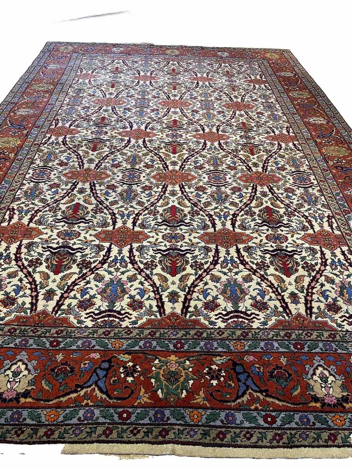 Antiker Hochwertiger Perserteppich Maschad 420x290 cm – Seltenes Design mit Geschwungenen Ornamenten und Breiter Blauer Bordüre – Handgeknüpft – Perserteppich