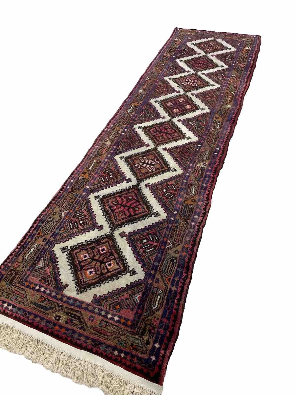 Antiker Hamadan Läufer 300x80 cm - Rustikales Design mit mehreren Medaillons und dekorierten Ecken, Florhöhe 8-12 mm - Handgeknüpft, Perserteppich