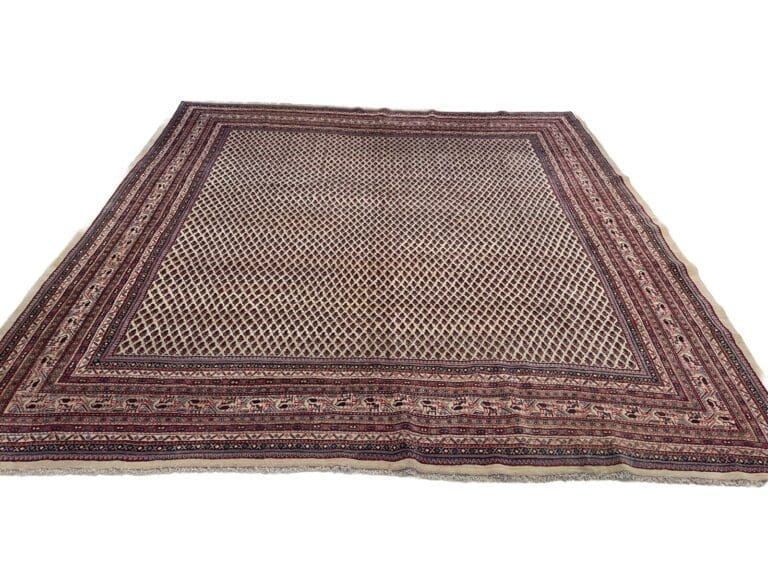 Klassischer Sarough Mir Perserteppich 300x300 cm - Handgeknüpft mit geschwungenen Elementen im einzigartigen Design und rosa Bordüre - Besondere Schurwolle - Traditionelles...