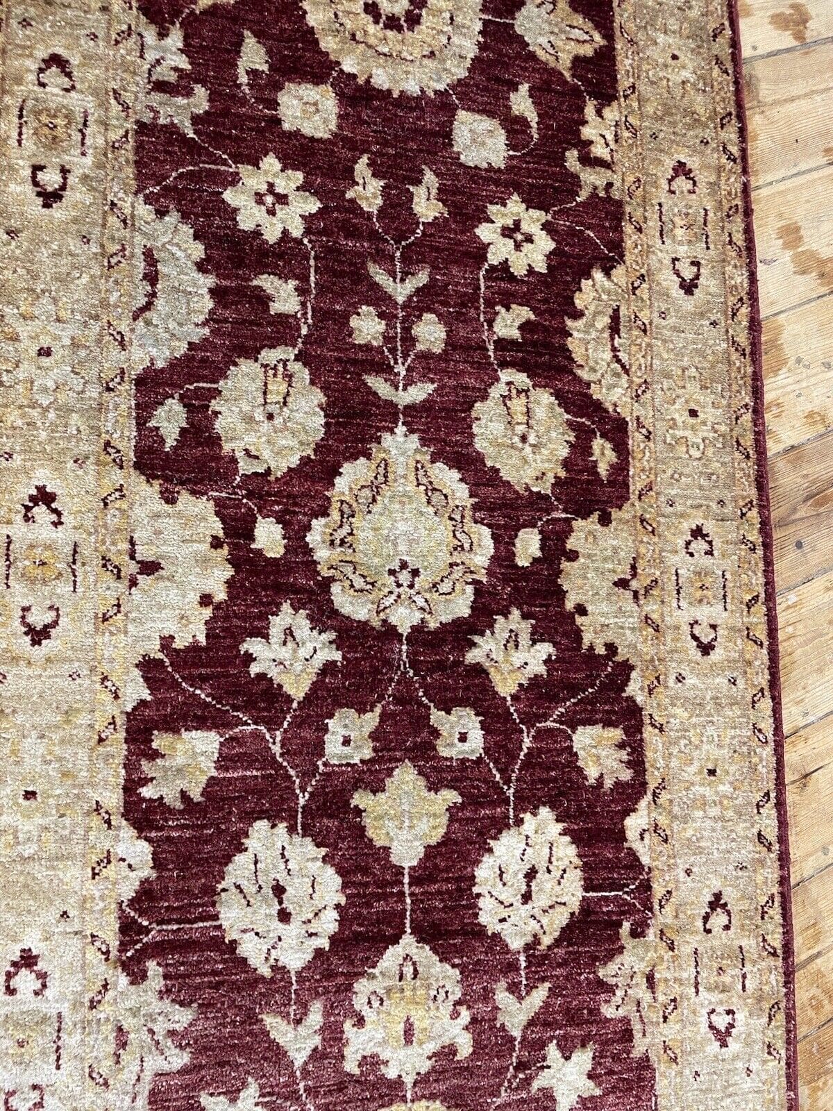 Antiker Ziegler Läufer 335x75 cm - Durchgemustert mit dekorierten Ecken, schmale Bordüre, 8-12 mm Florhöhe - Traditionelles Design für modernes Zuhause - handgeknüpft -...