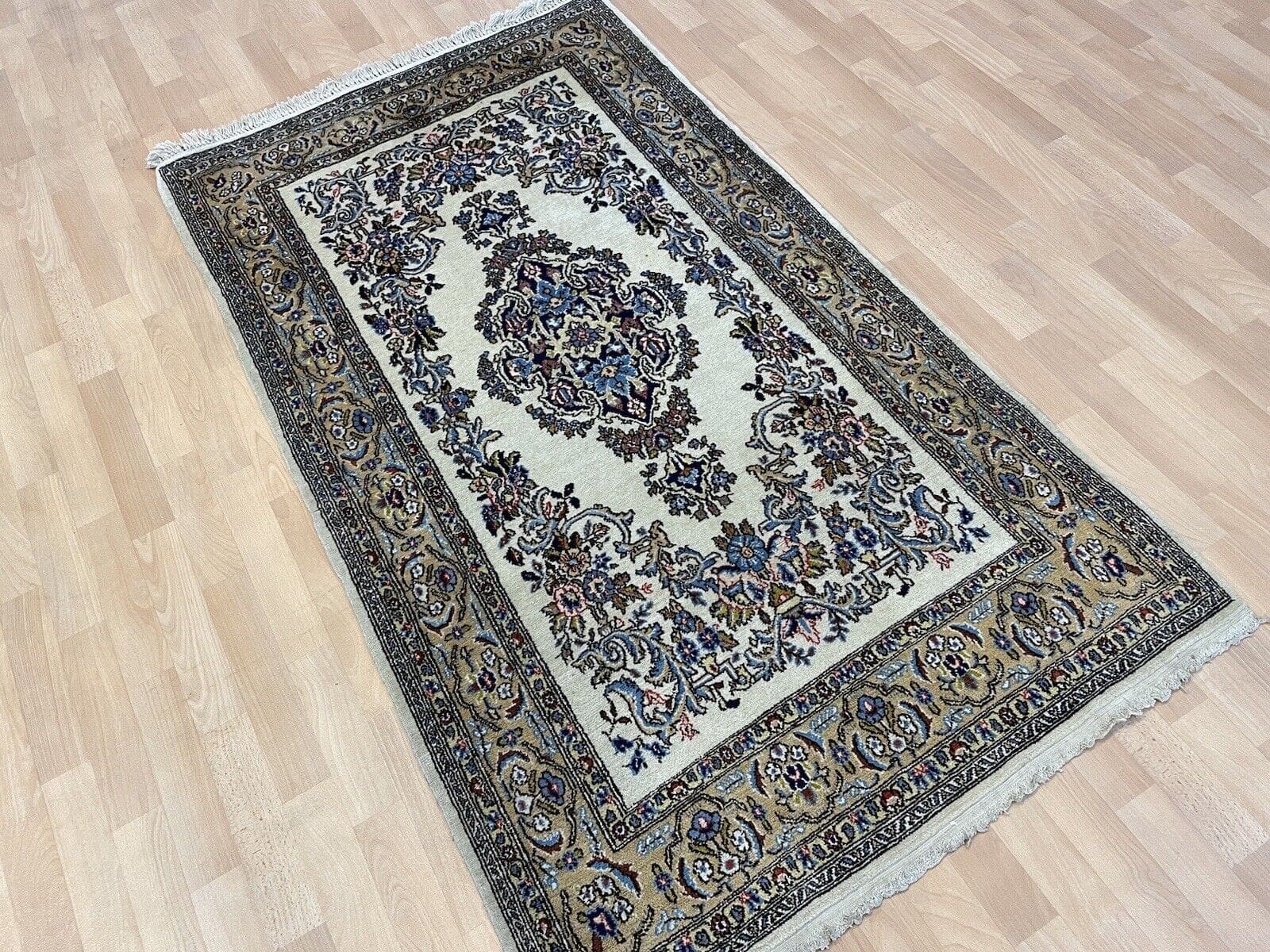 Perserteppich Ghom 175x102 cm - Top Qualität, besonders gemustert, 6mm Florhöhe, handgeknüpft