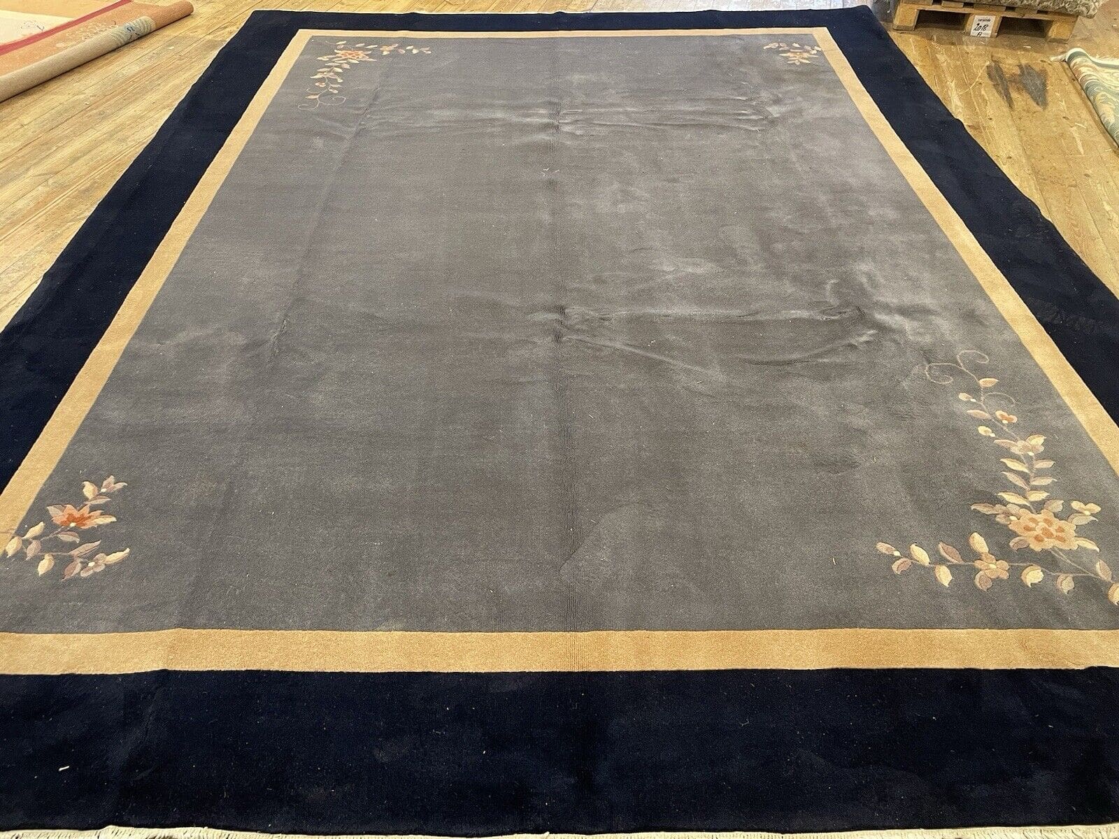 Edler Peking Teppich 300 x 400 cm – Antik Design im Art-déco-Stil, 410/310 Knotenzahl, aus reiner Schurwolle und Kaschmir, handgeknüpft, Perserteppich