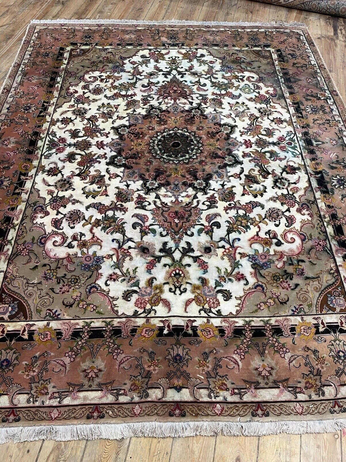 Tabriz Perserteppich 260x210 cm - 50 Raj, Herati Design, mit Seide, für Fußbodenheizung, handgeknüpft