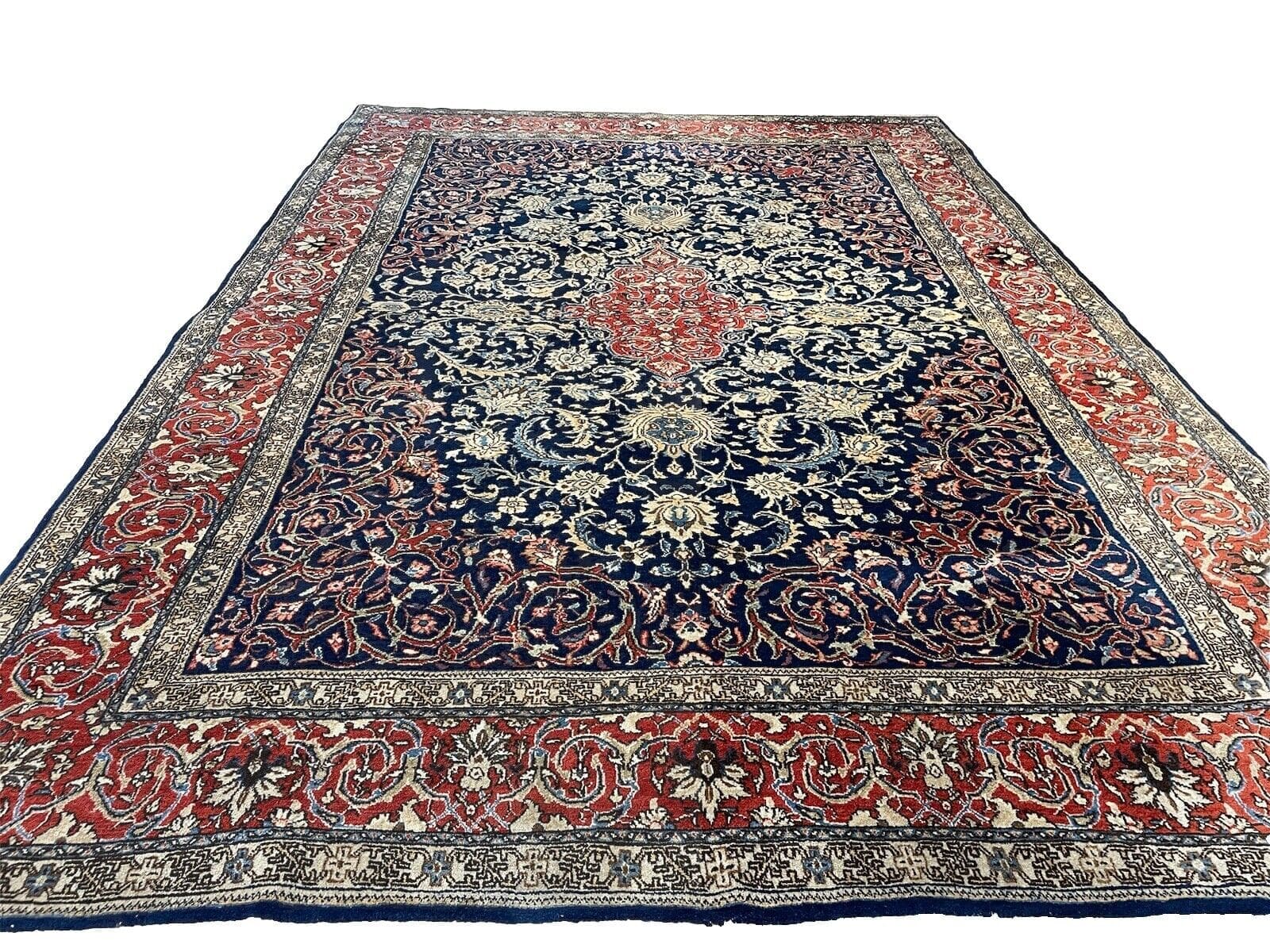 UNIKAT Wunderschöner Sarough Perserteppich 310x220cm - Antikes Design mit klassischem Blumenmuster in Blau, 7mm Florhöhe, handgeknüpft, Perserteppich