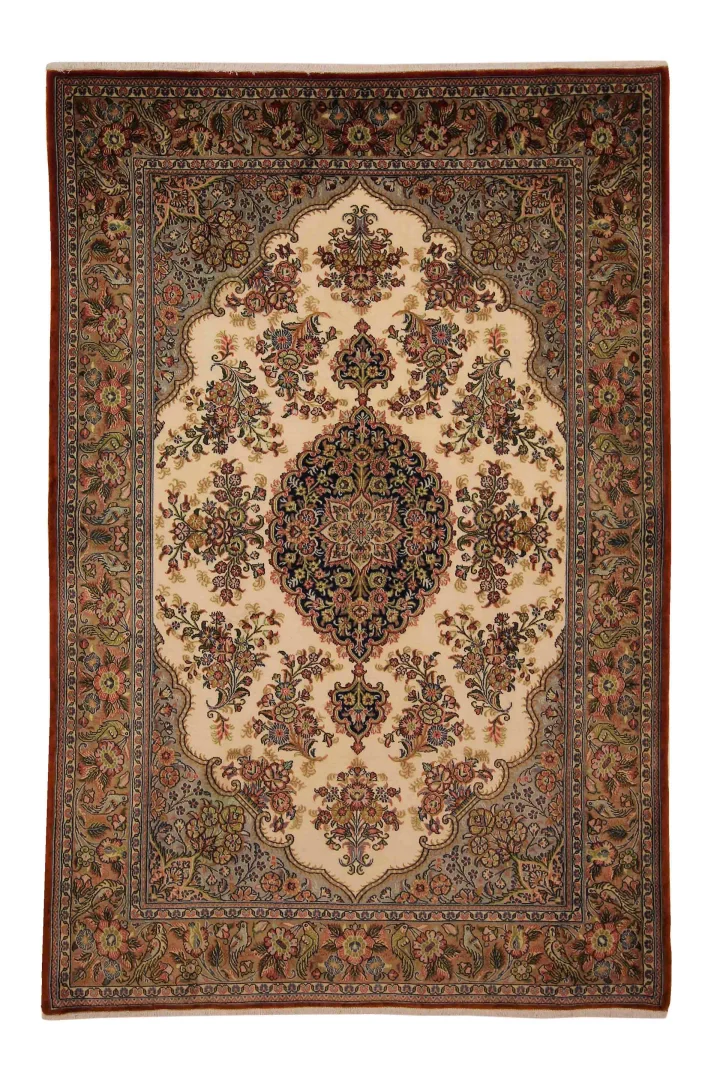 Ghom Perserteppich 208 x 140 cm – Hochwertige Knotendichte von ca. 300.000-400.000 Knoten/m² – Medaillon-Design – handgeknüpft
