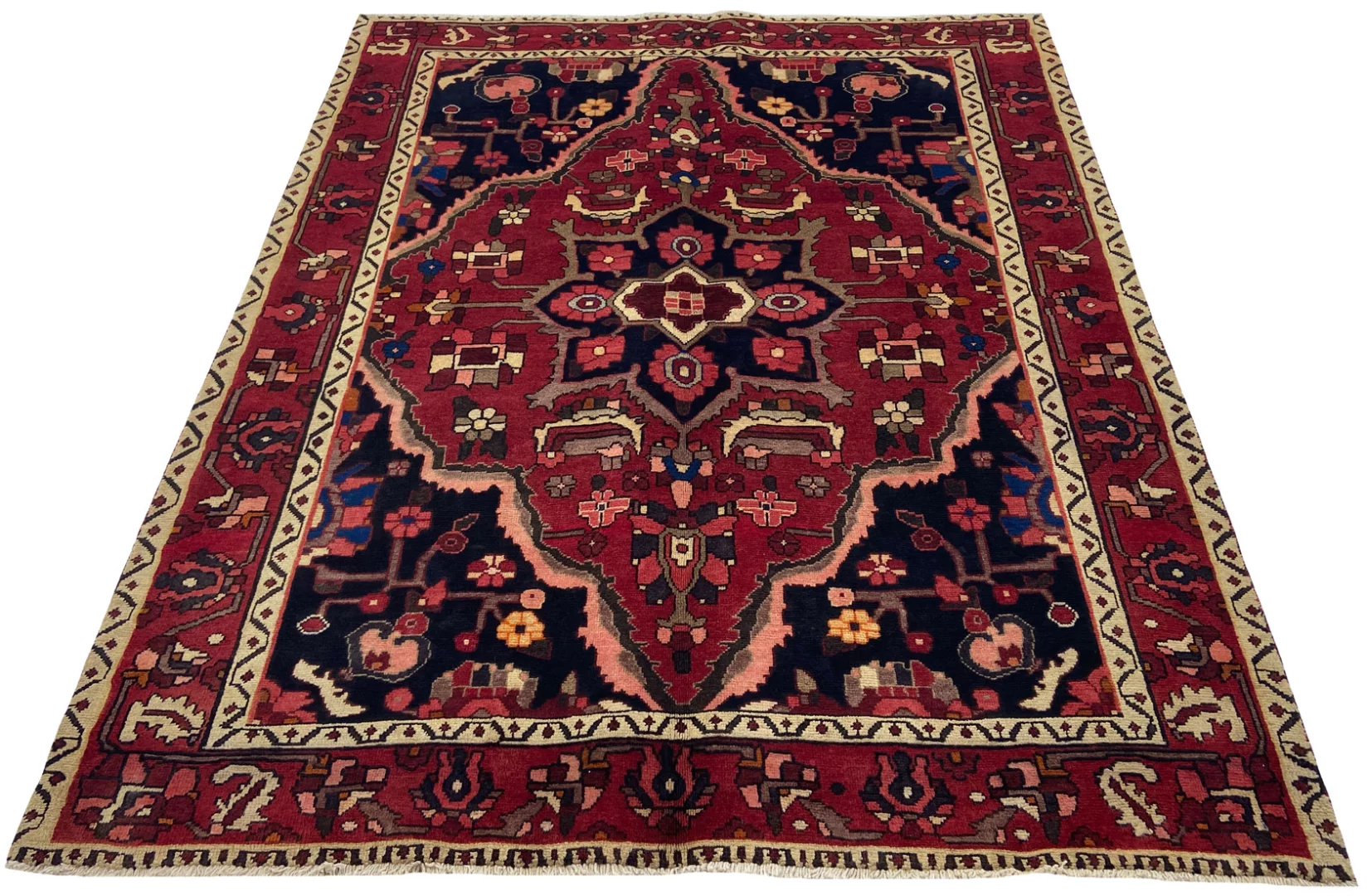 Bakhtiar Teppich 204 x 163 cm – Gartenmuster mit Pflanzen- und Tiermotiven, Knotendichte 150.000 - 200.000 Knoten/m², handgeknüpft, Perserteppich