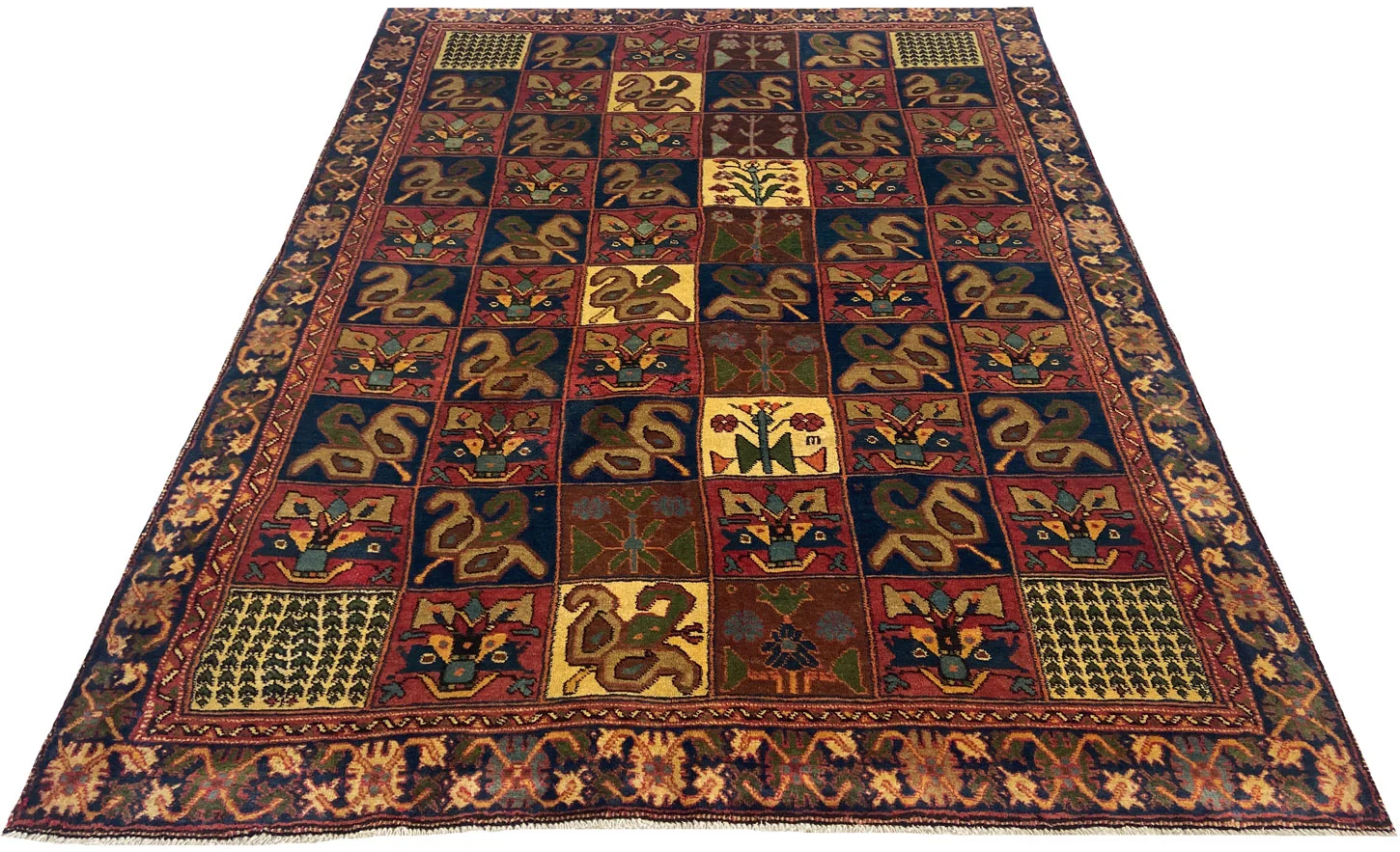 Bakhtiar Perserteppich 264 x 200 cm - Kheshti Gartenmuster mit 150.000 - 200.000 Knoten/m² - handgeknüpft