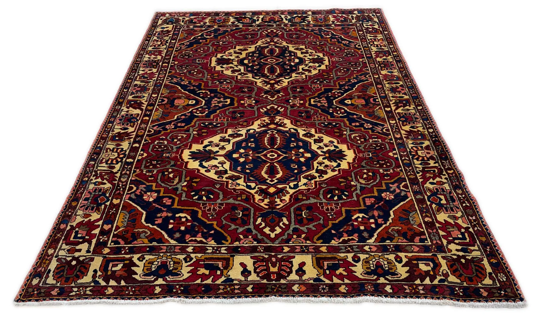 Bakhtiar Teppich 305 x 209 cm, 150.000 - 200.000 Knoten/m², Gartenmuster mit Pflanzen- und Tiermotiven, robust und langlebig, handgeknüpft, Perserteppich